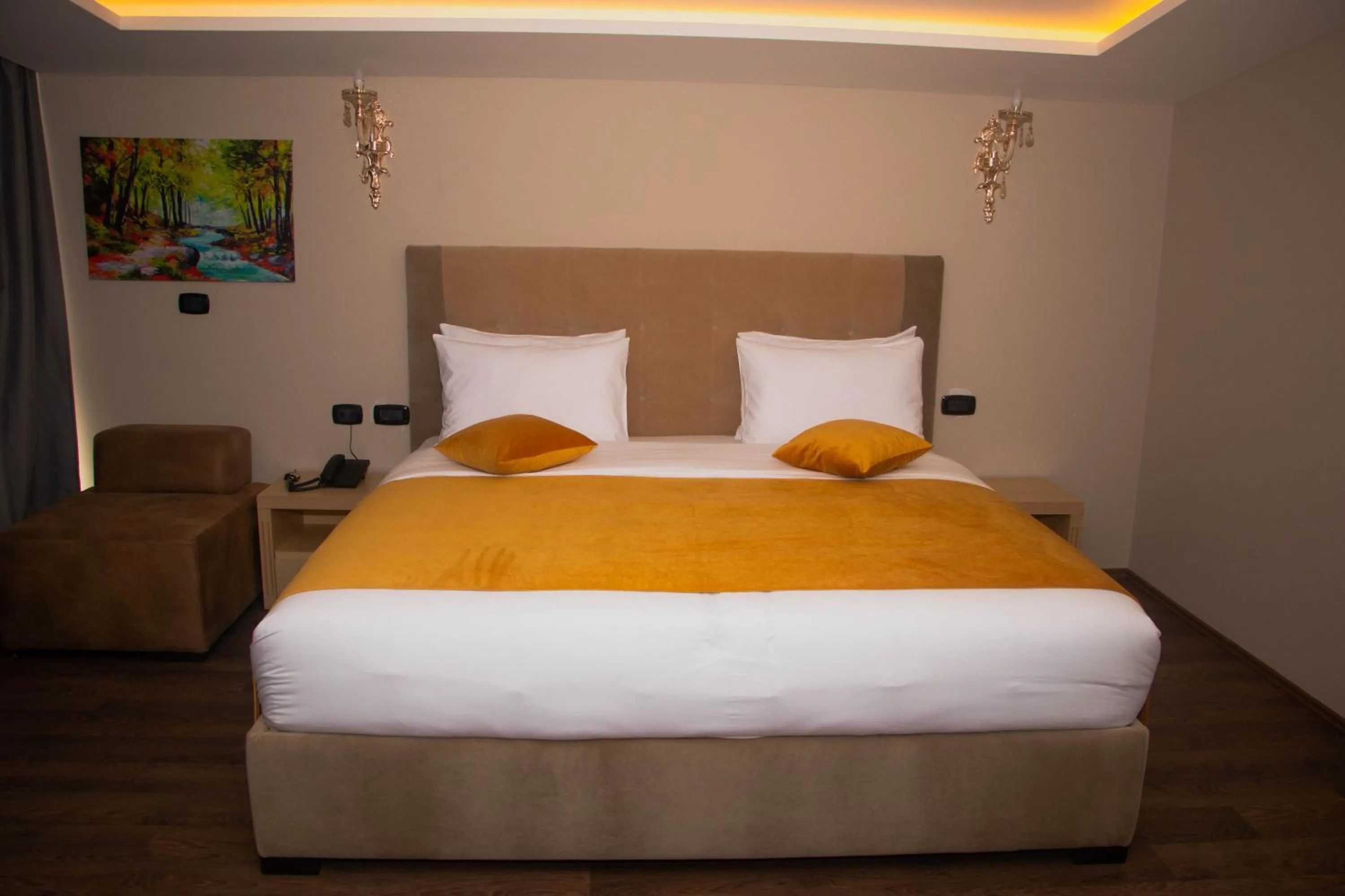 Bed in Albanopolis Hotel