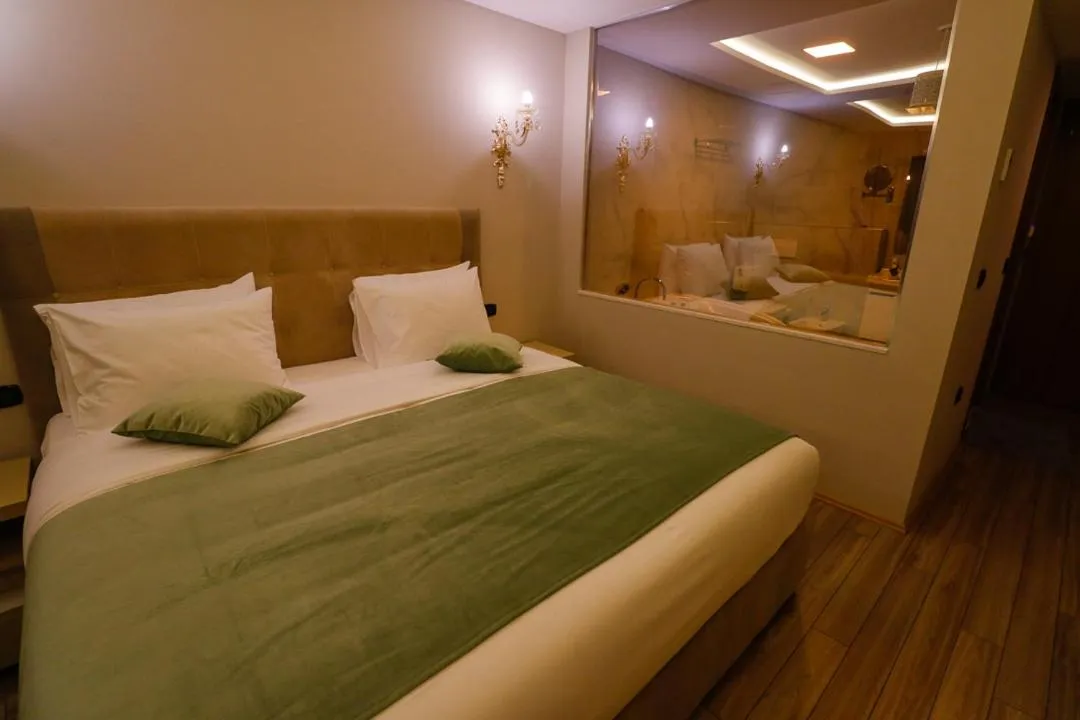 Bed in Albanopolis Hotel