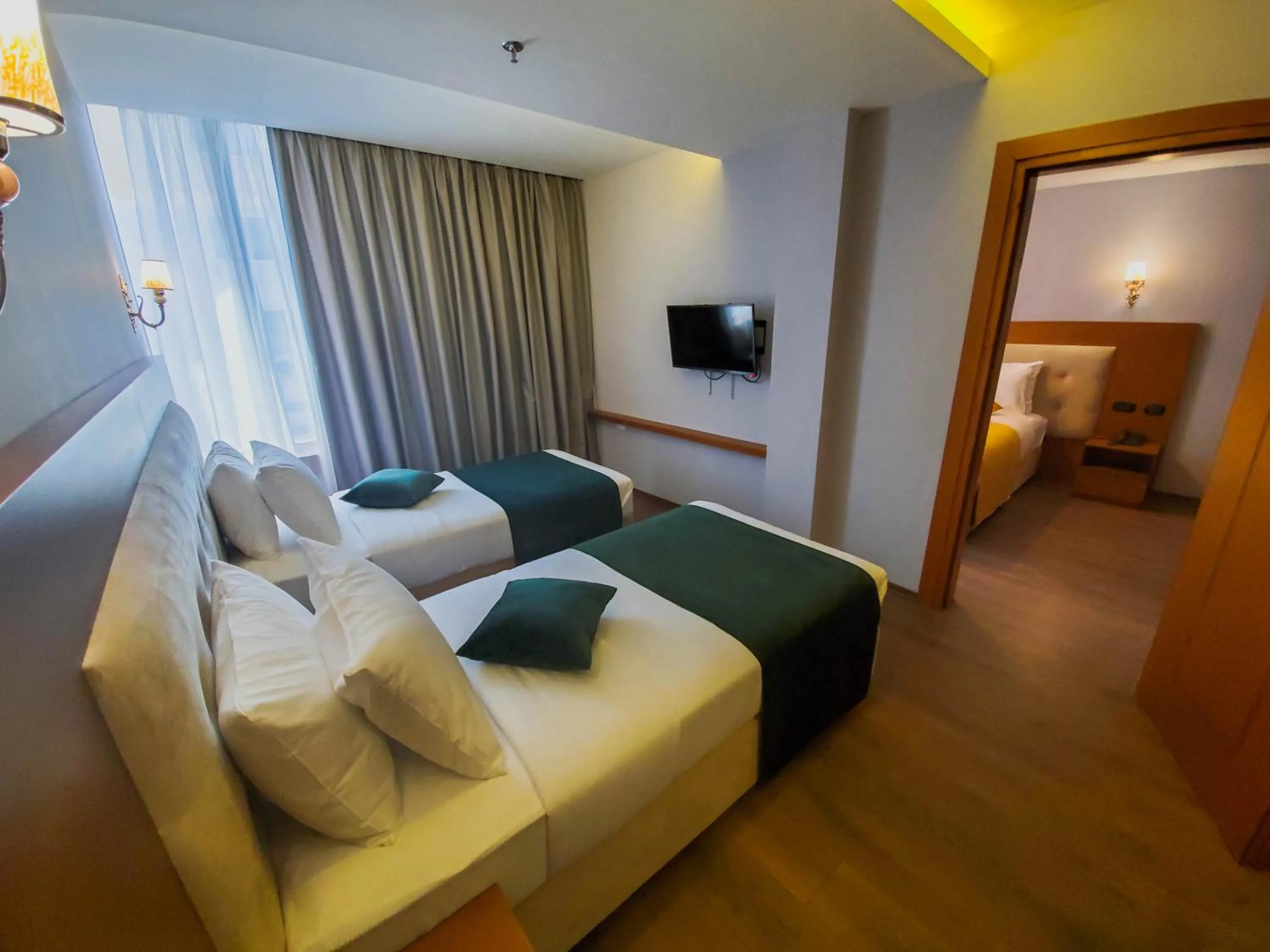 Photo of the whole room, Bed in Albanopolis Hotel