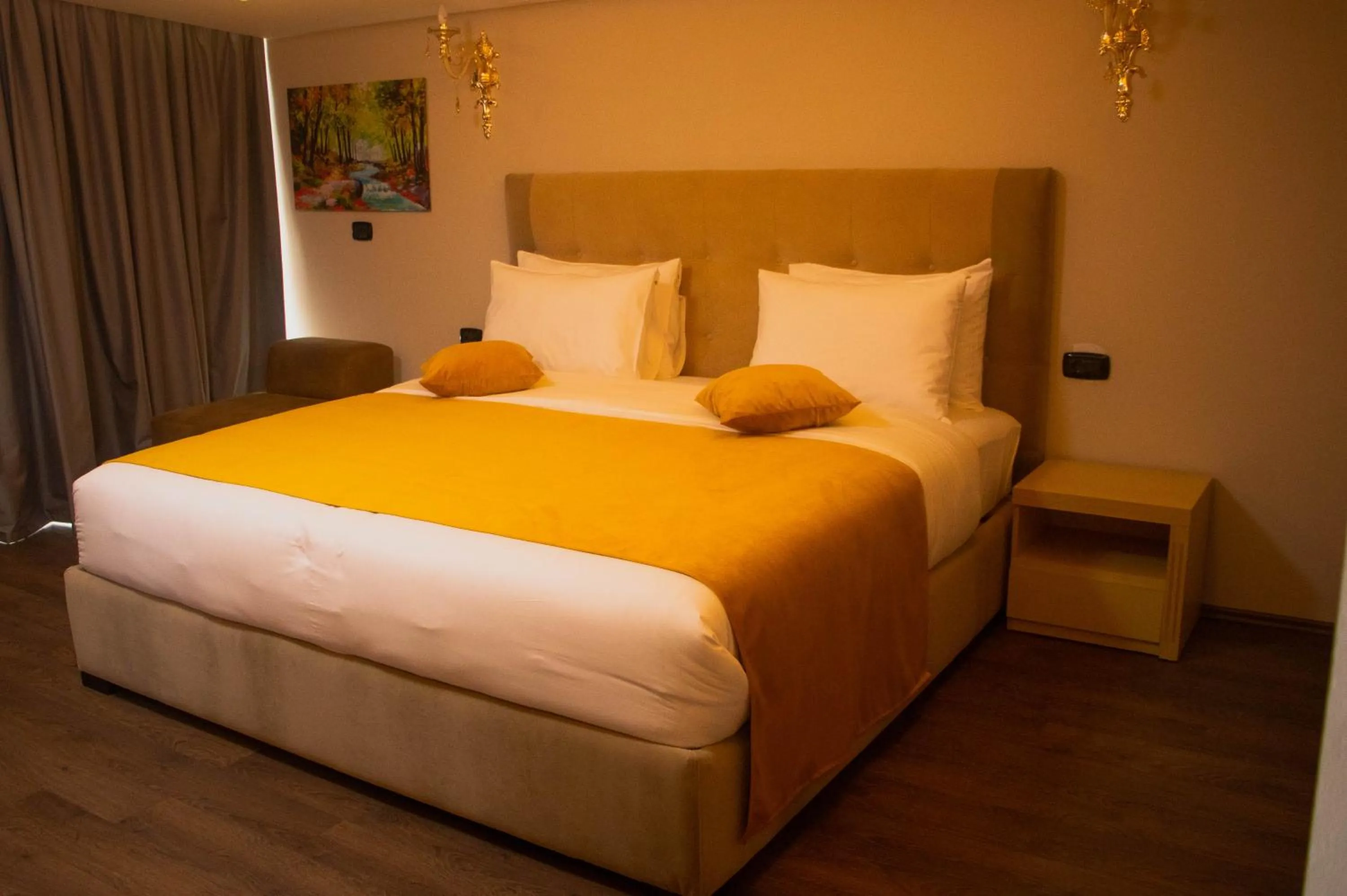 Bed in Albanopolis Hotel