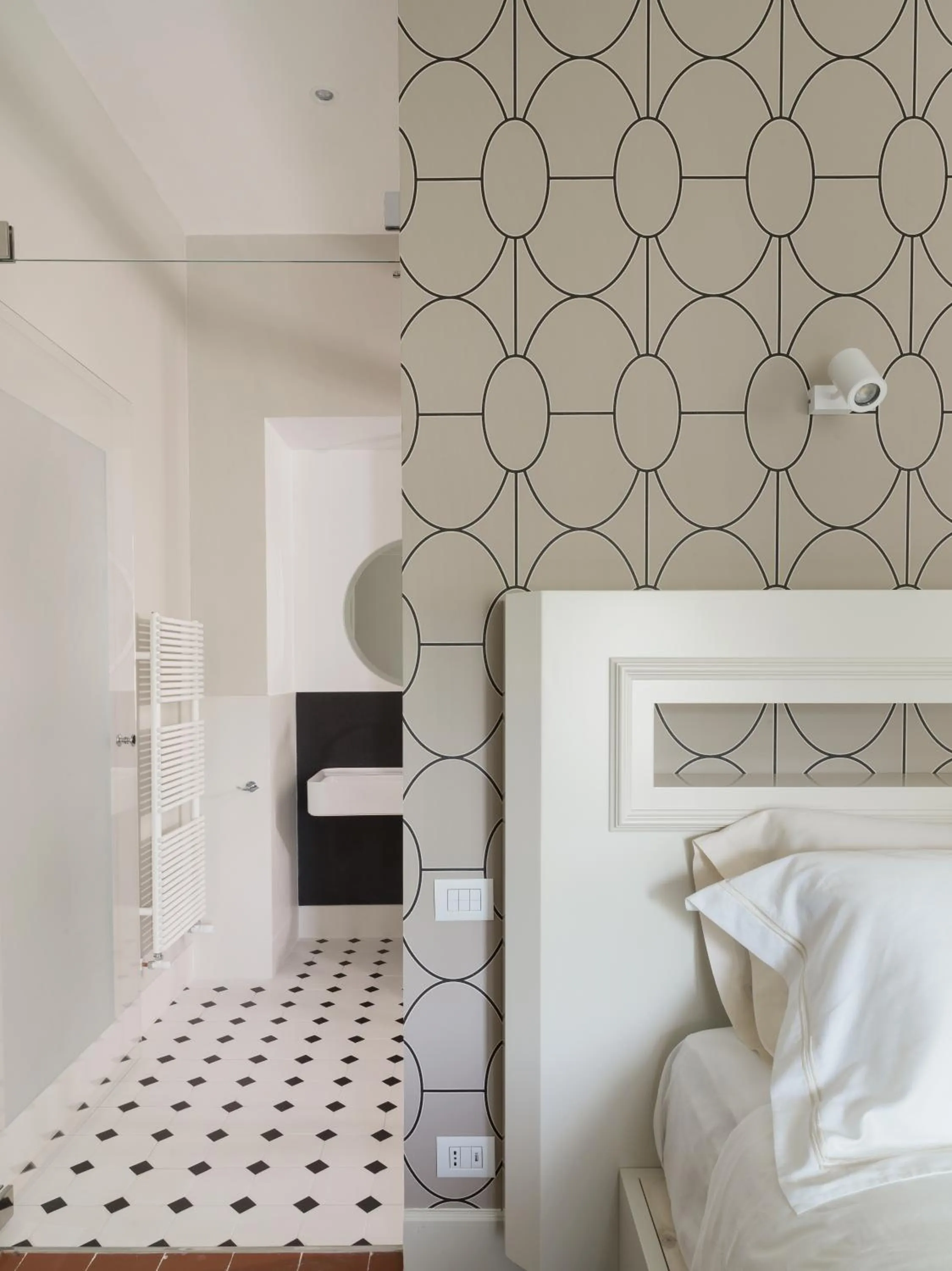 Bedroom, Bed in Villa Corallo