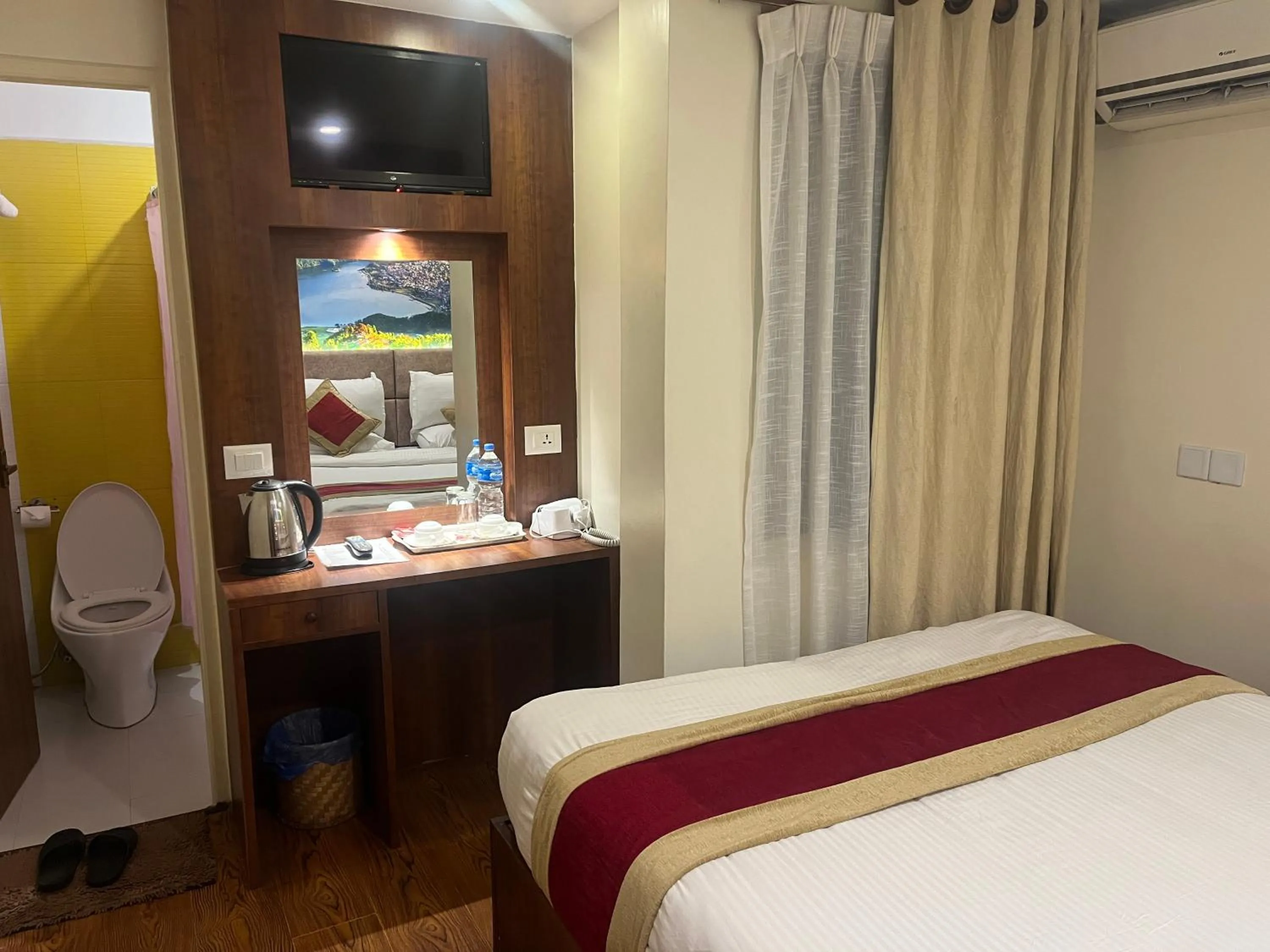 Bed in Hotel Friends Home