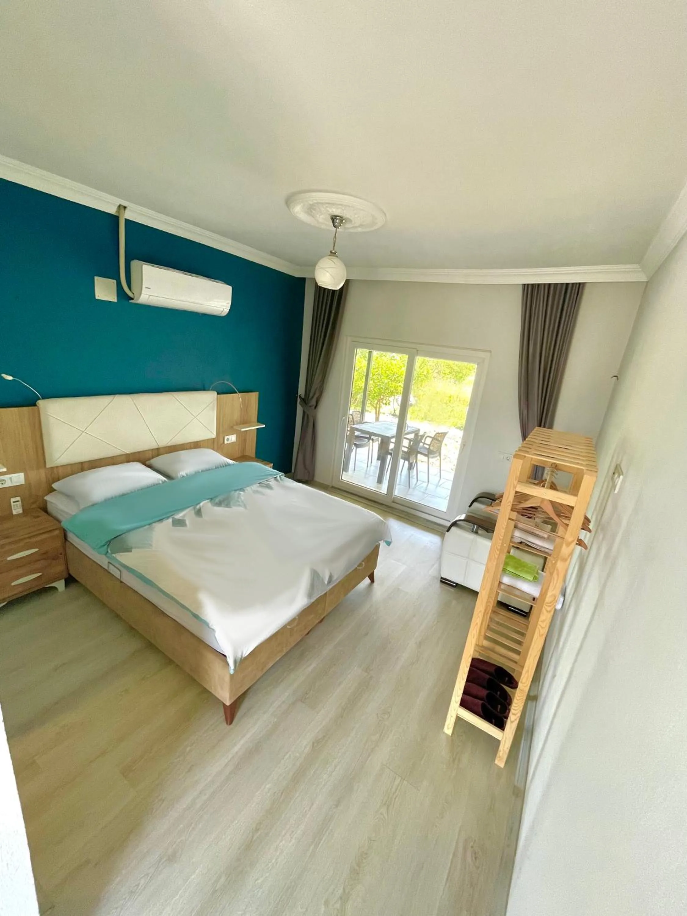 Bed in Airport Guest House