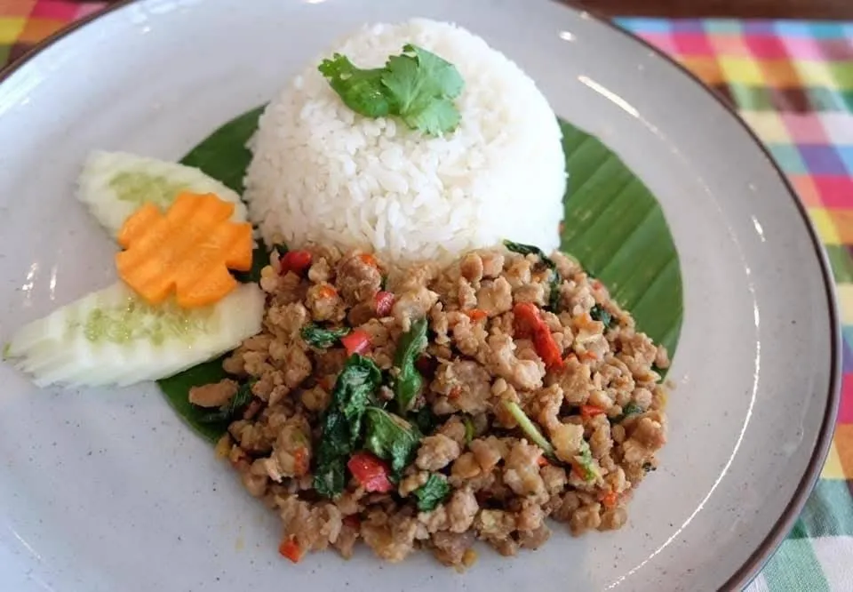 Boutique Poo-Yai Lee