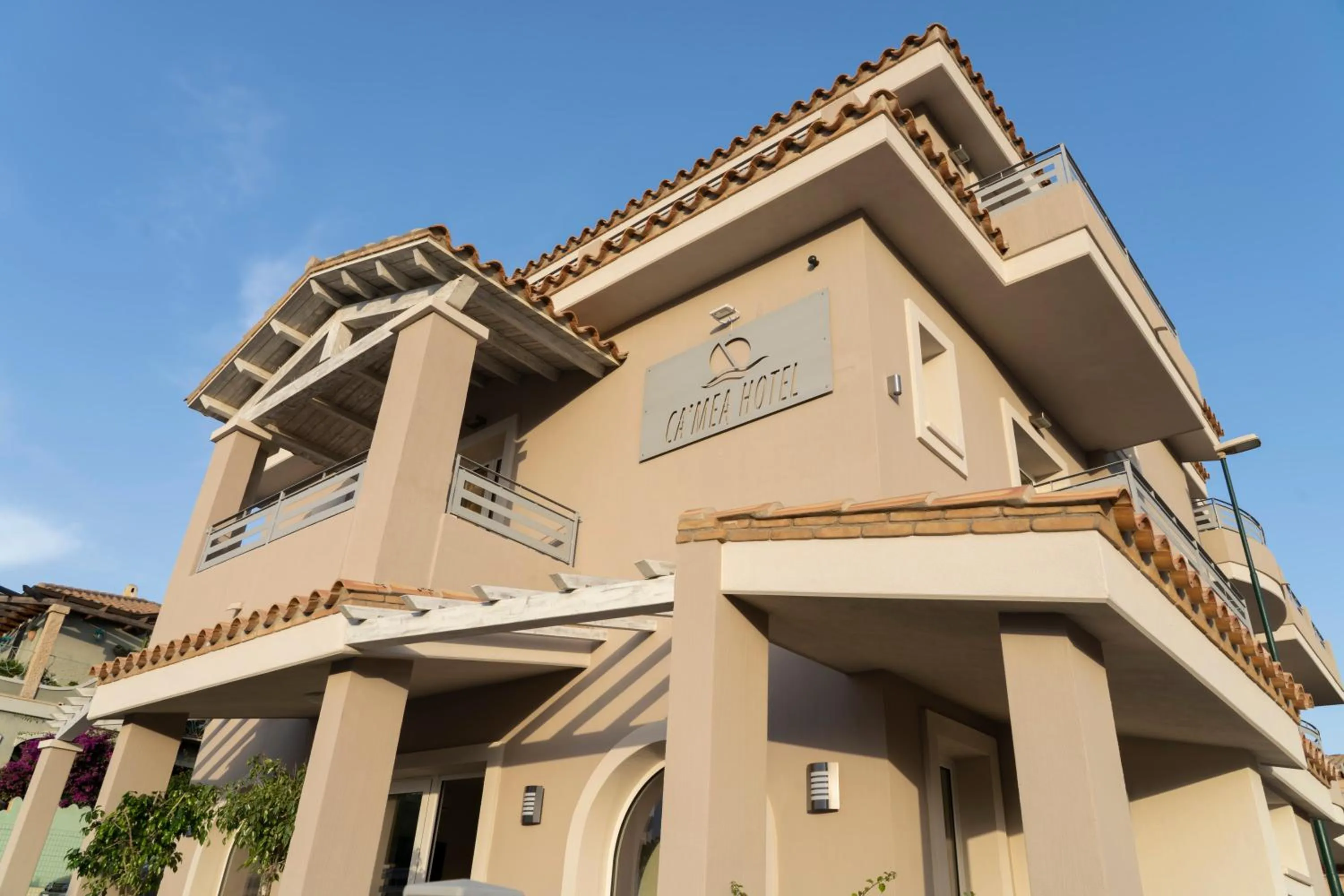 Property building in New Ca'Mea