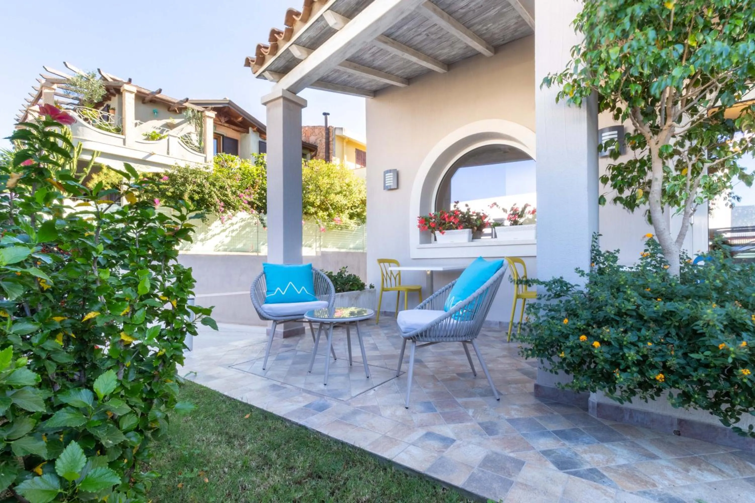 Property building in New Ca'Mea