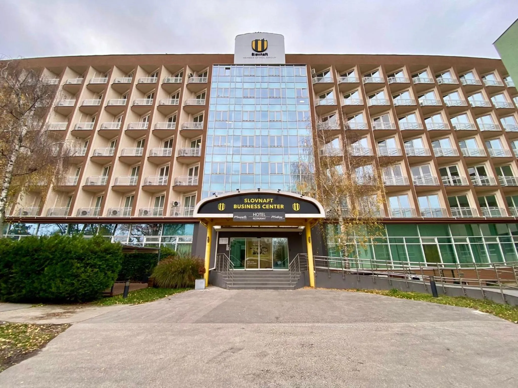 Property building in Hotel Modena