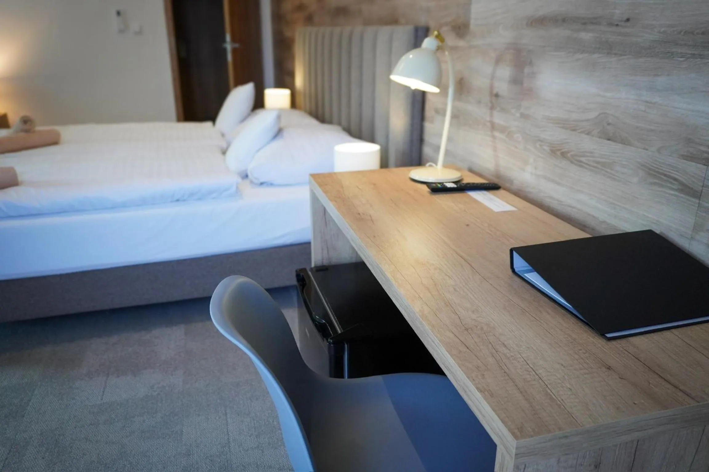 Photo of the whole room, Bed in Hotel Modena