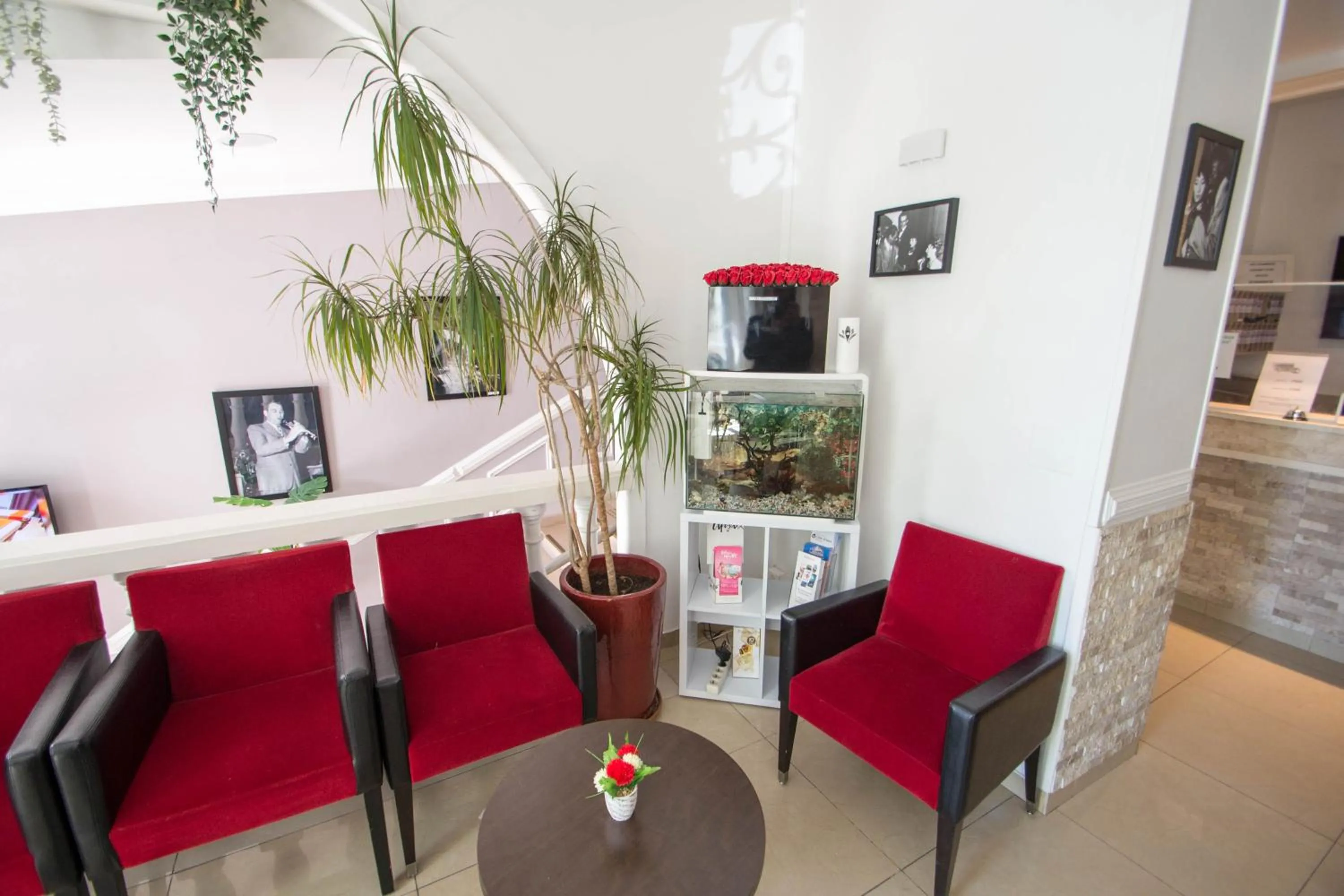Living room in Hôtel Parisien