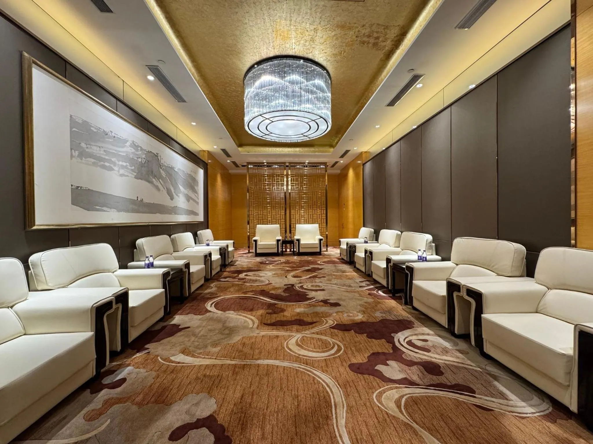 Meeting/conference room in Crowne Plaza Hotel Lanzhou by IHG