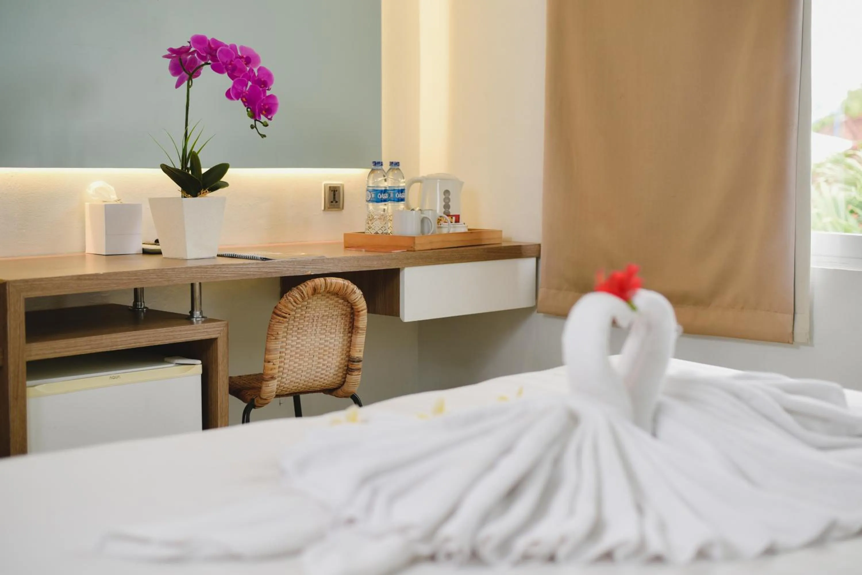 Bedroom, Bed in Bali Breezz Hotel