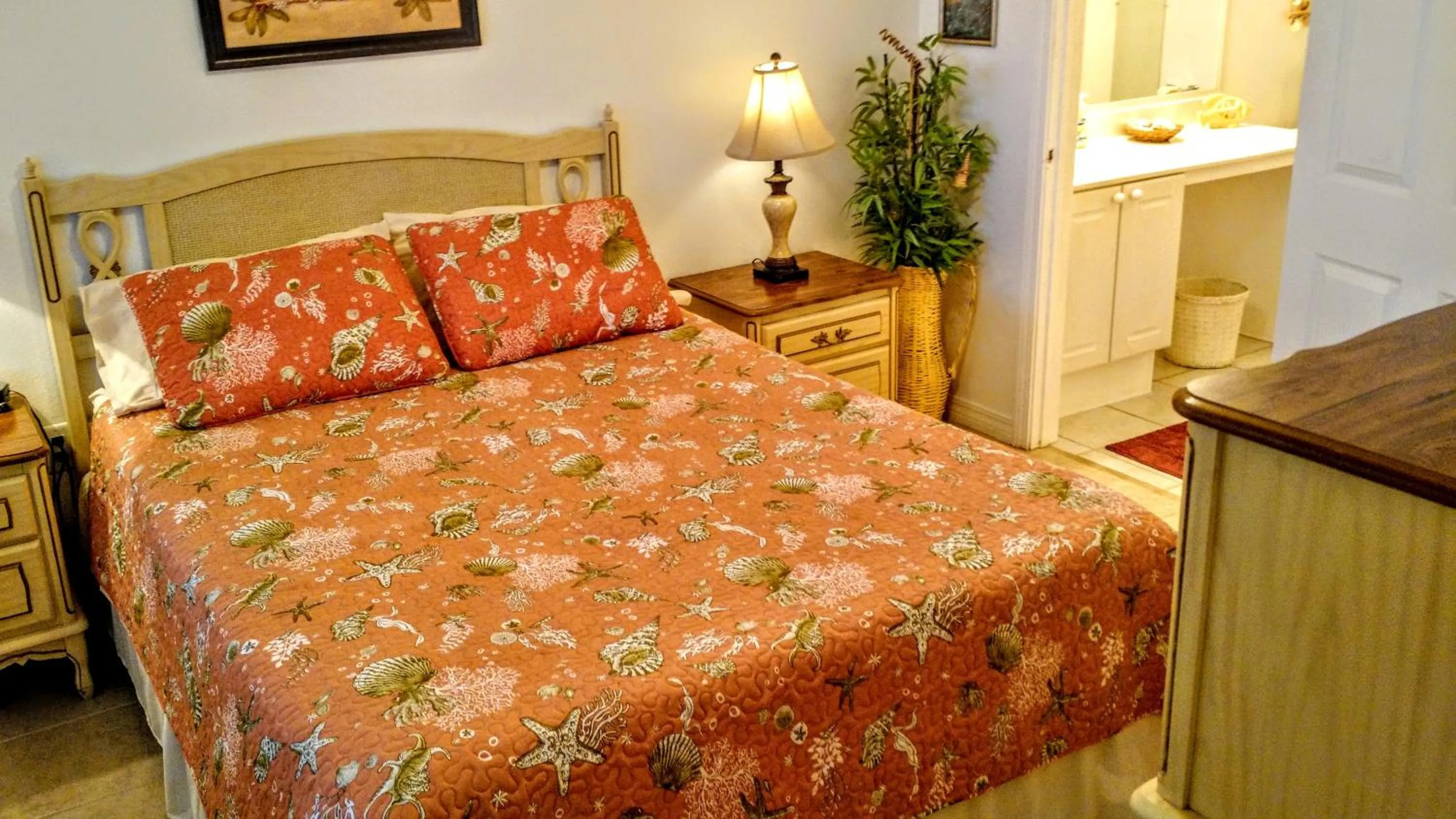 Bed in Keeler Island Princess 508