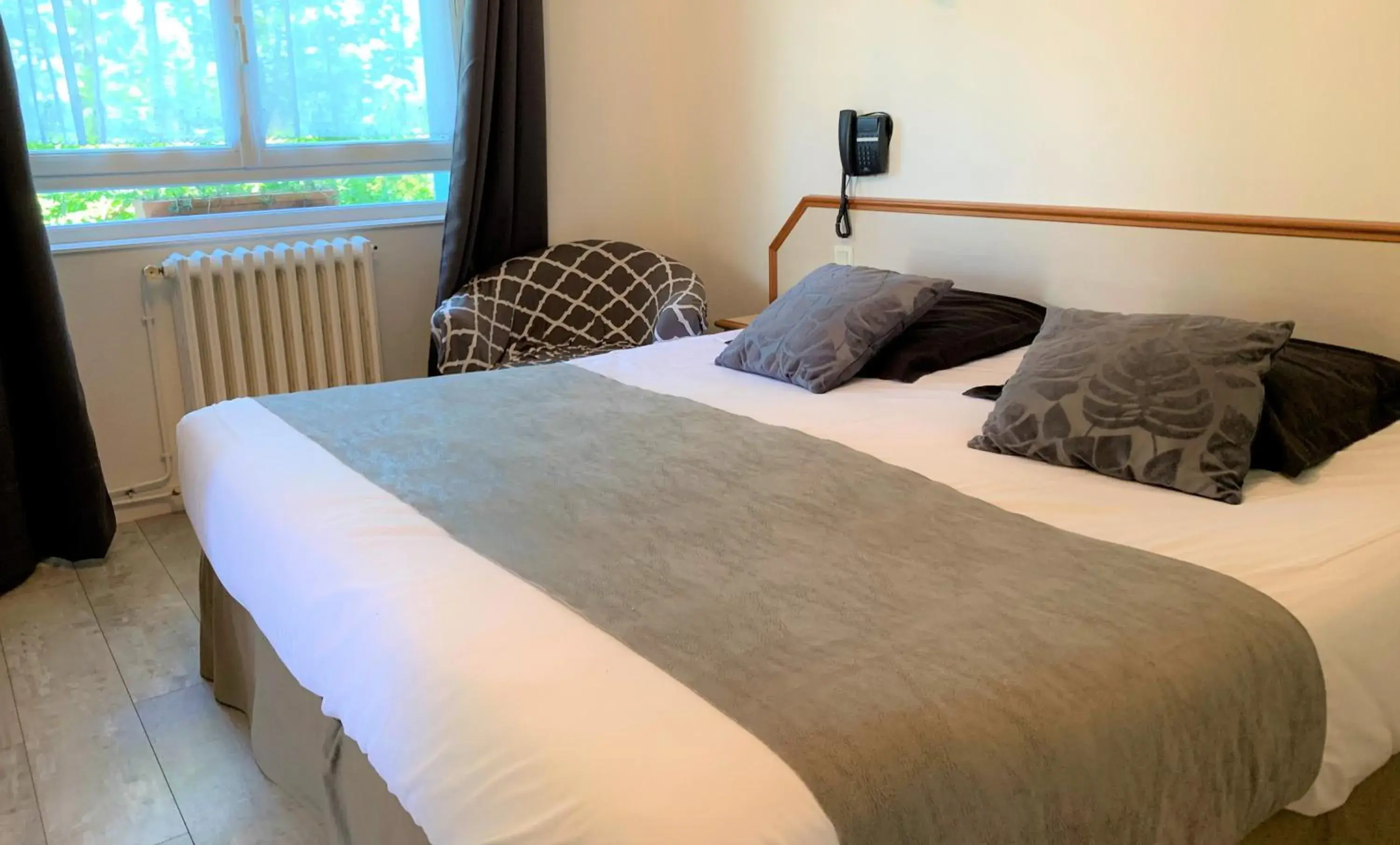 Triple Room in Les Camelias Triple Room in Les Camelias