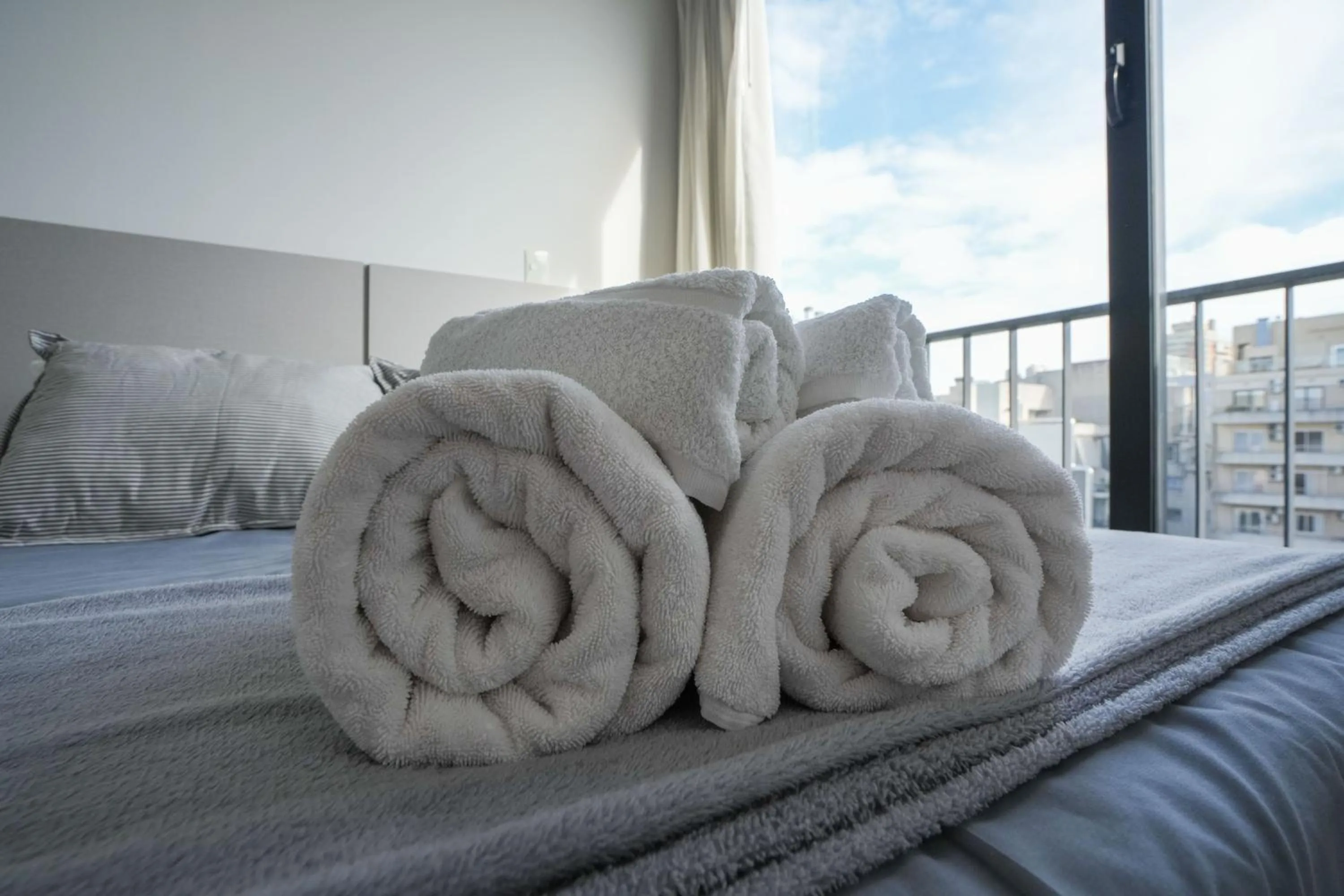 towels in Monroe Suites