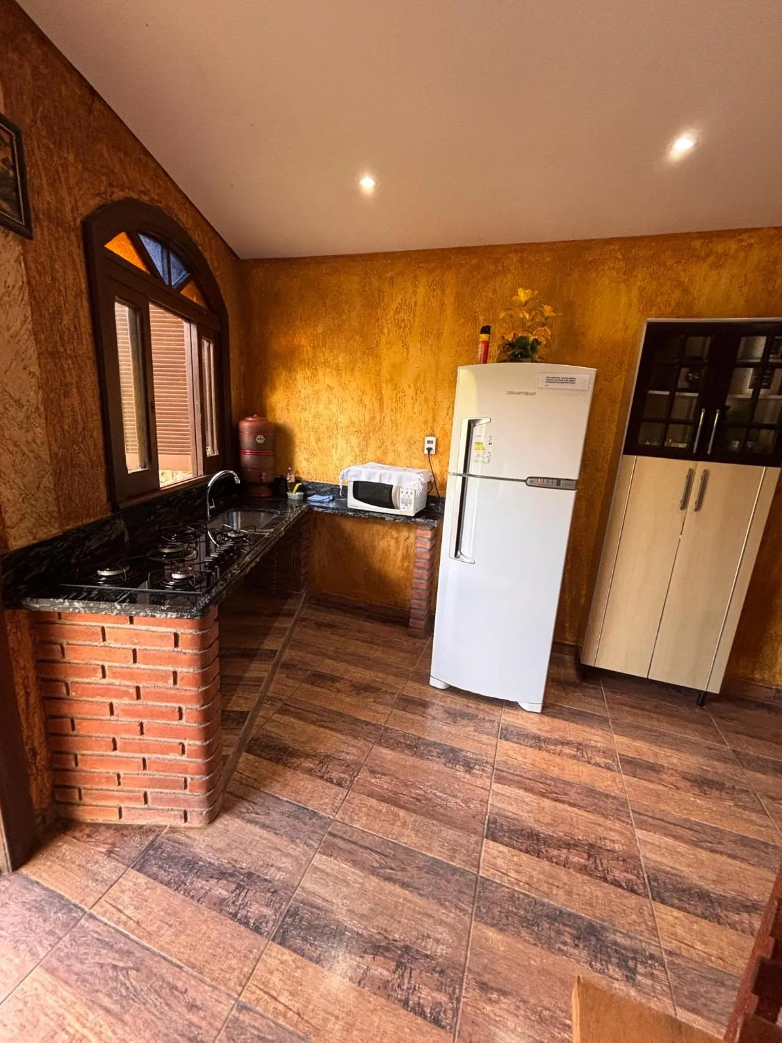 Property building in Chácara Águas Claras