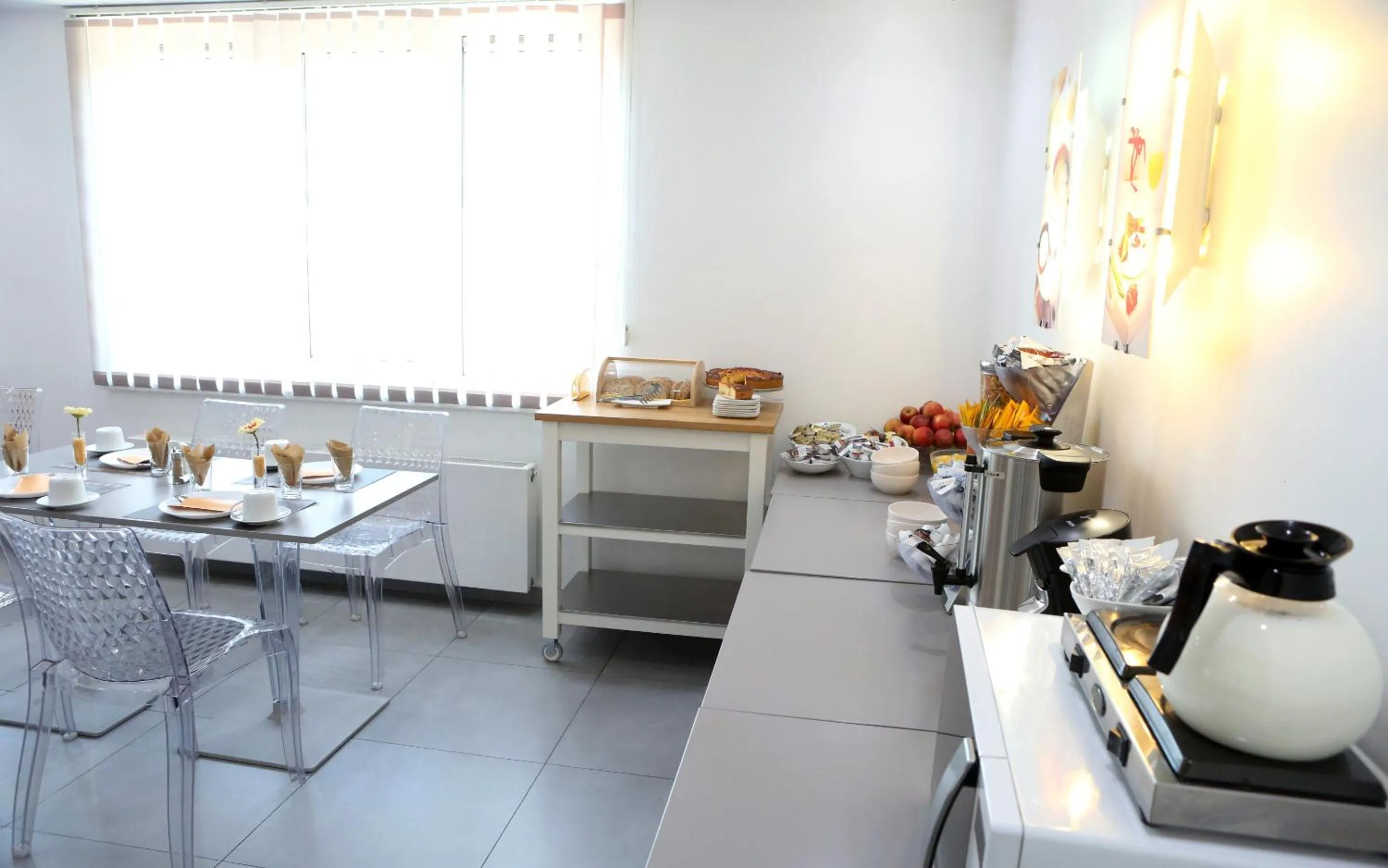 Breakfast in Hotel Phenix