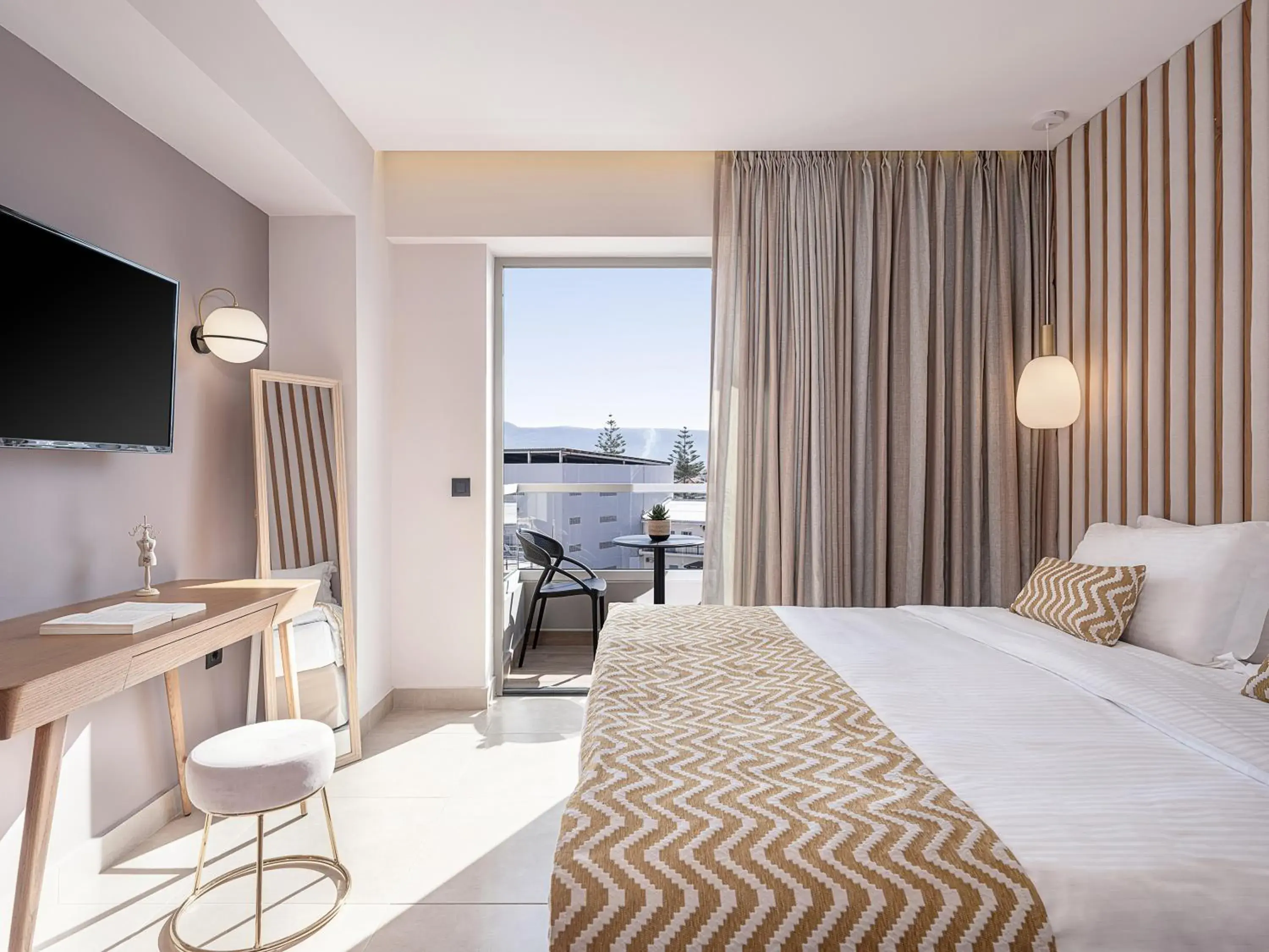 Family Suite in M City Hotel Family Suite in M City Hotel