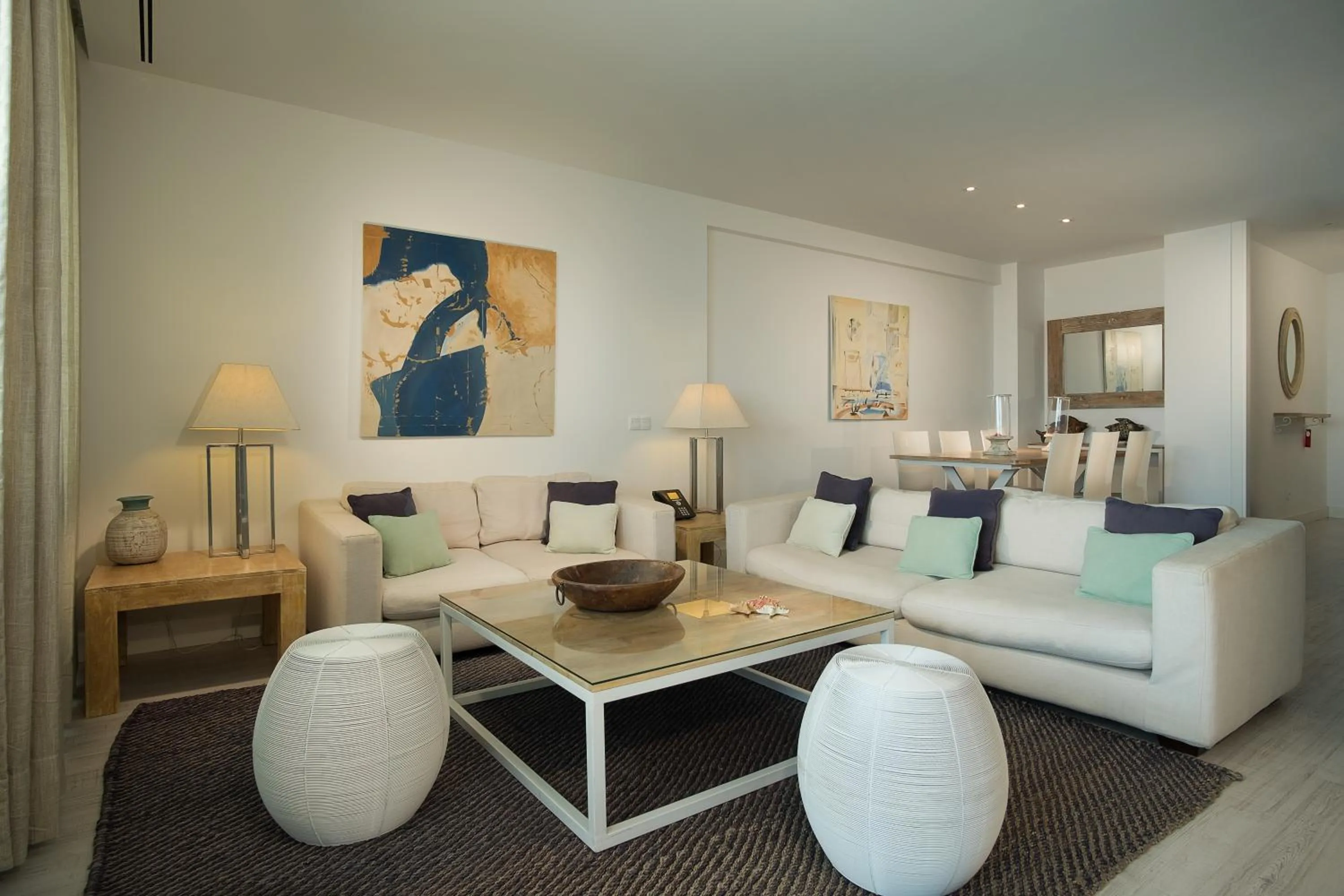 Living room in Suites Puerto Sherry