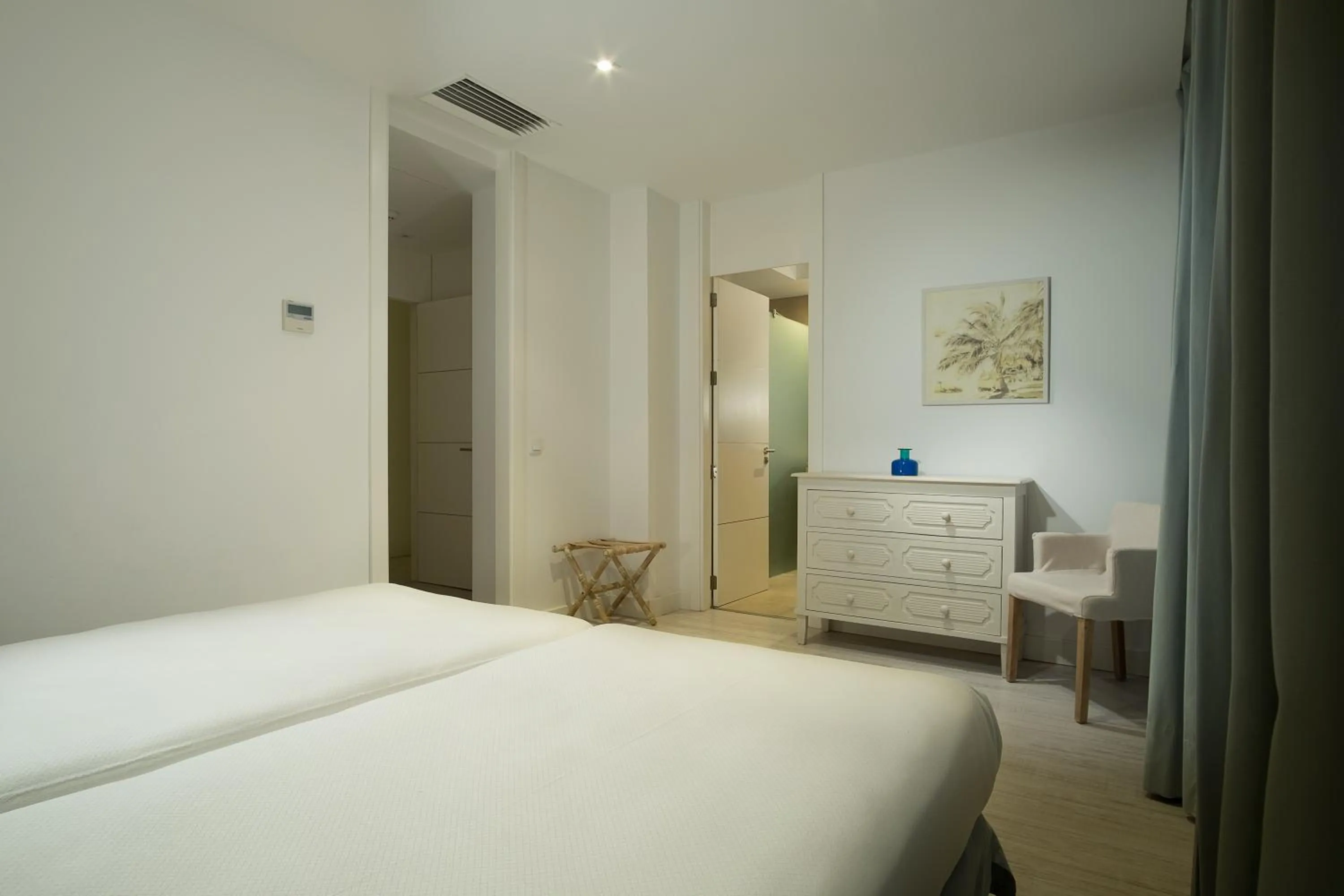 Bed in Suites Puerto Sherry