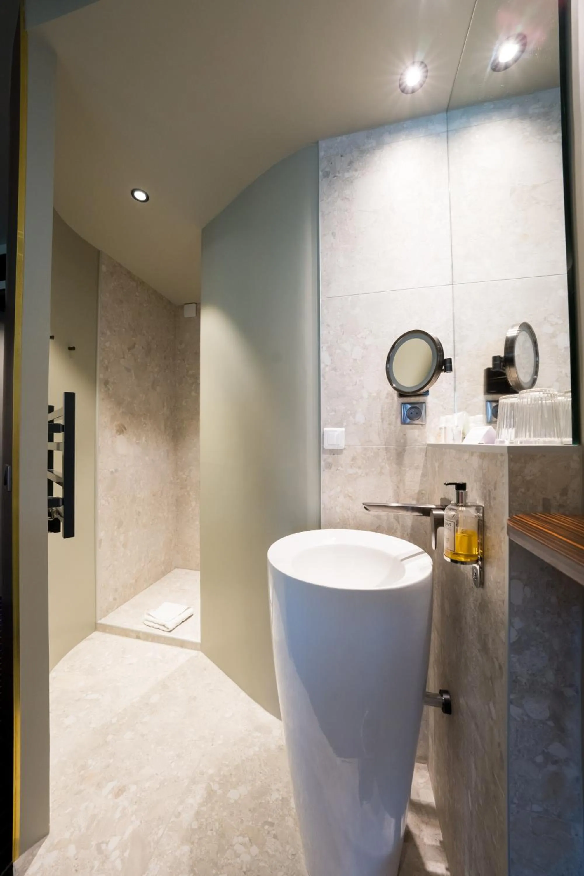 Bathroom in Best Western Premier Clos Syrah Hotel & Spa