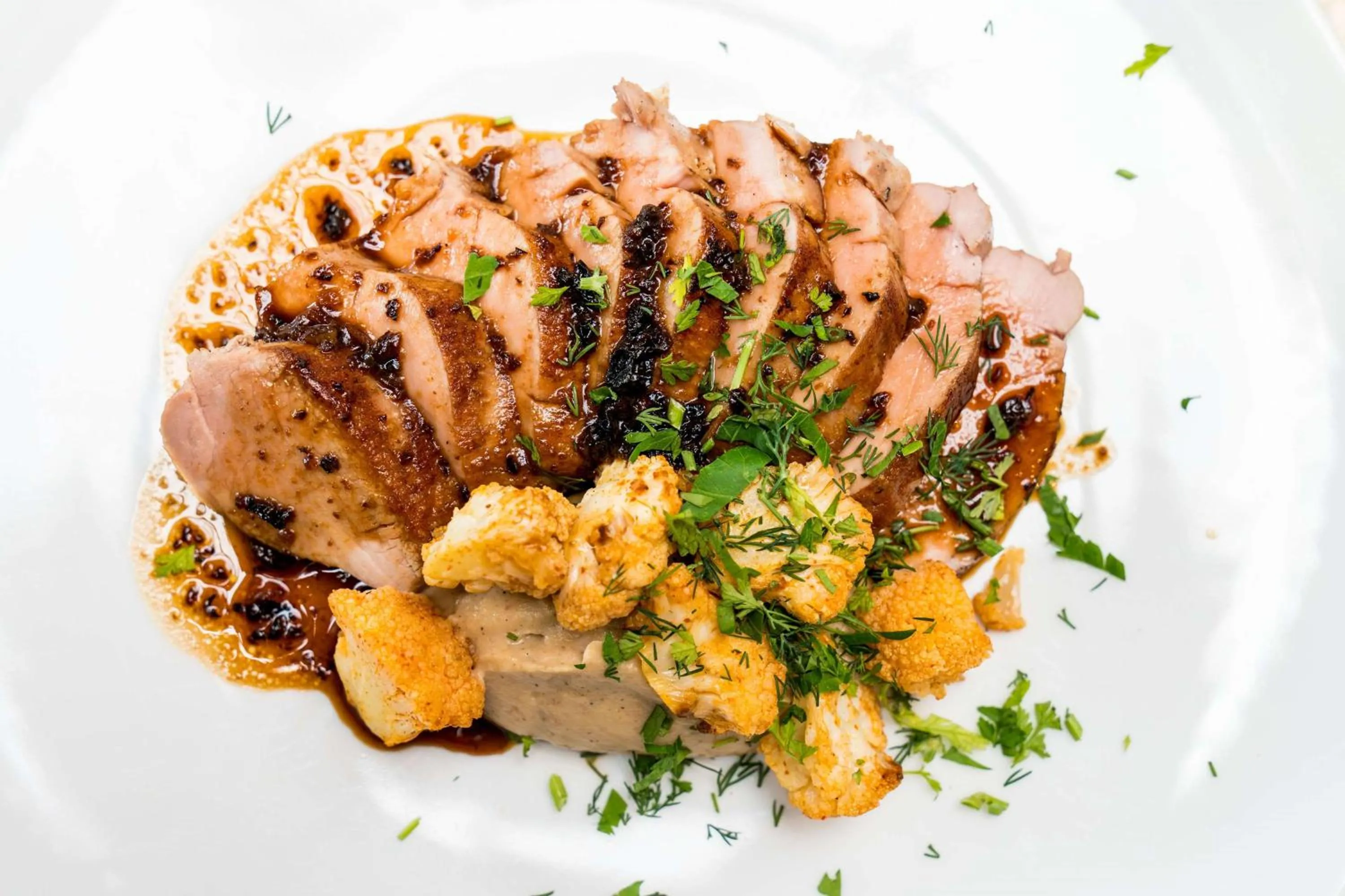 Food and drinks in Best Western Premier Clos Syrah Hotel & Spa