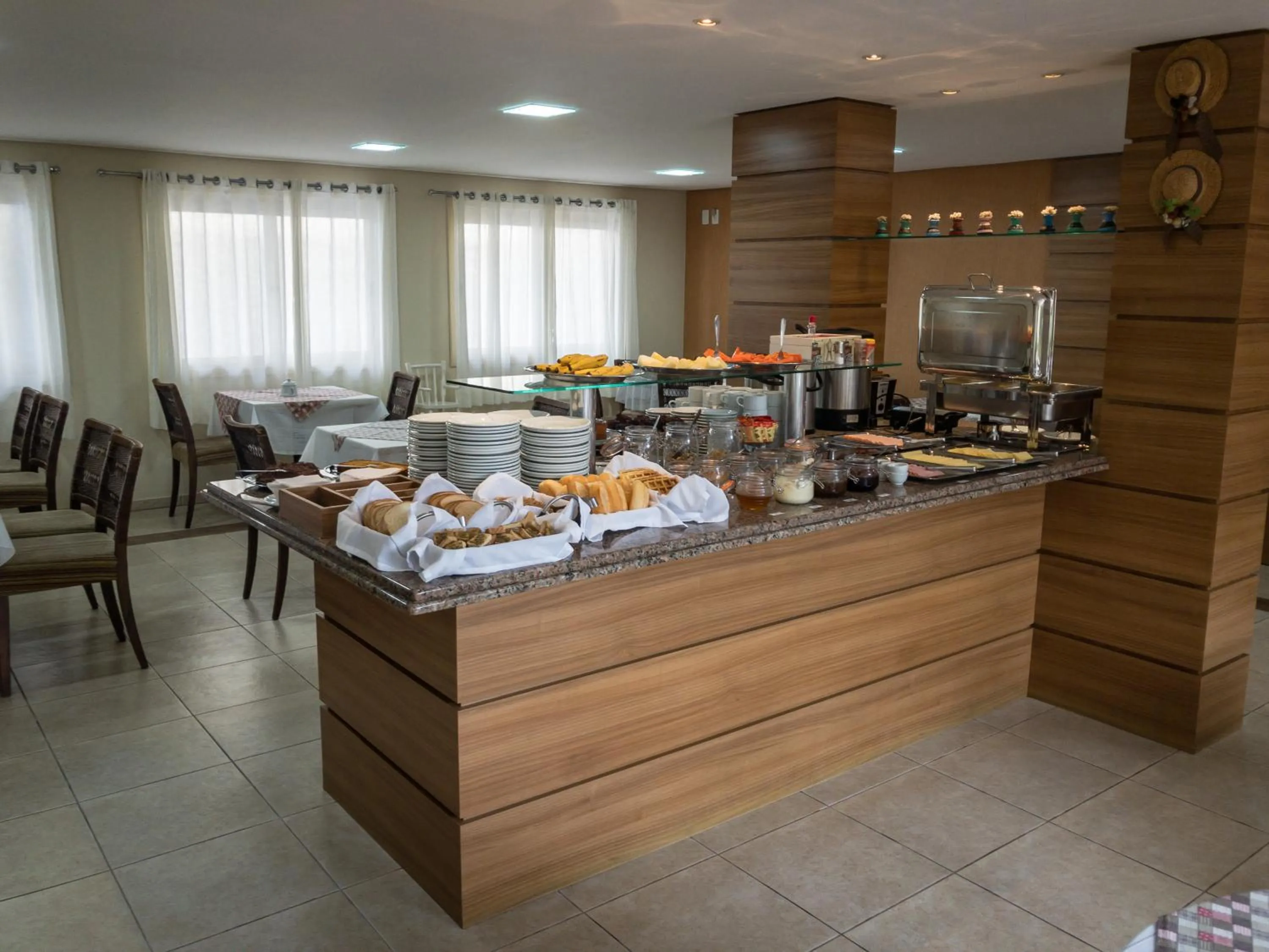 Breakfast in Pousada Serrana