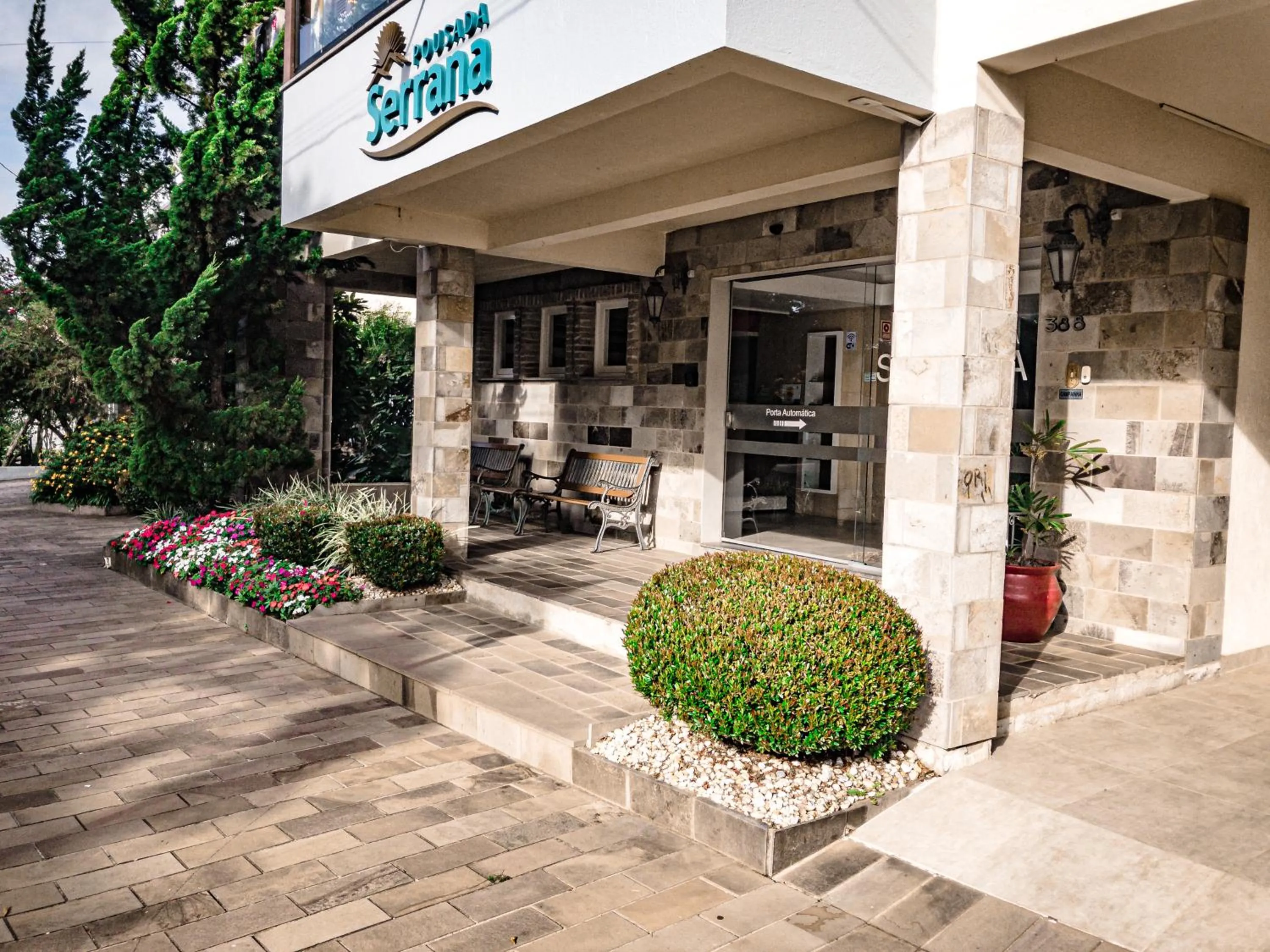 Facade/entrance in Pousada Serrana