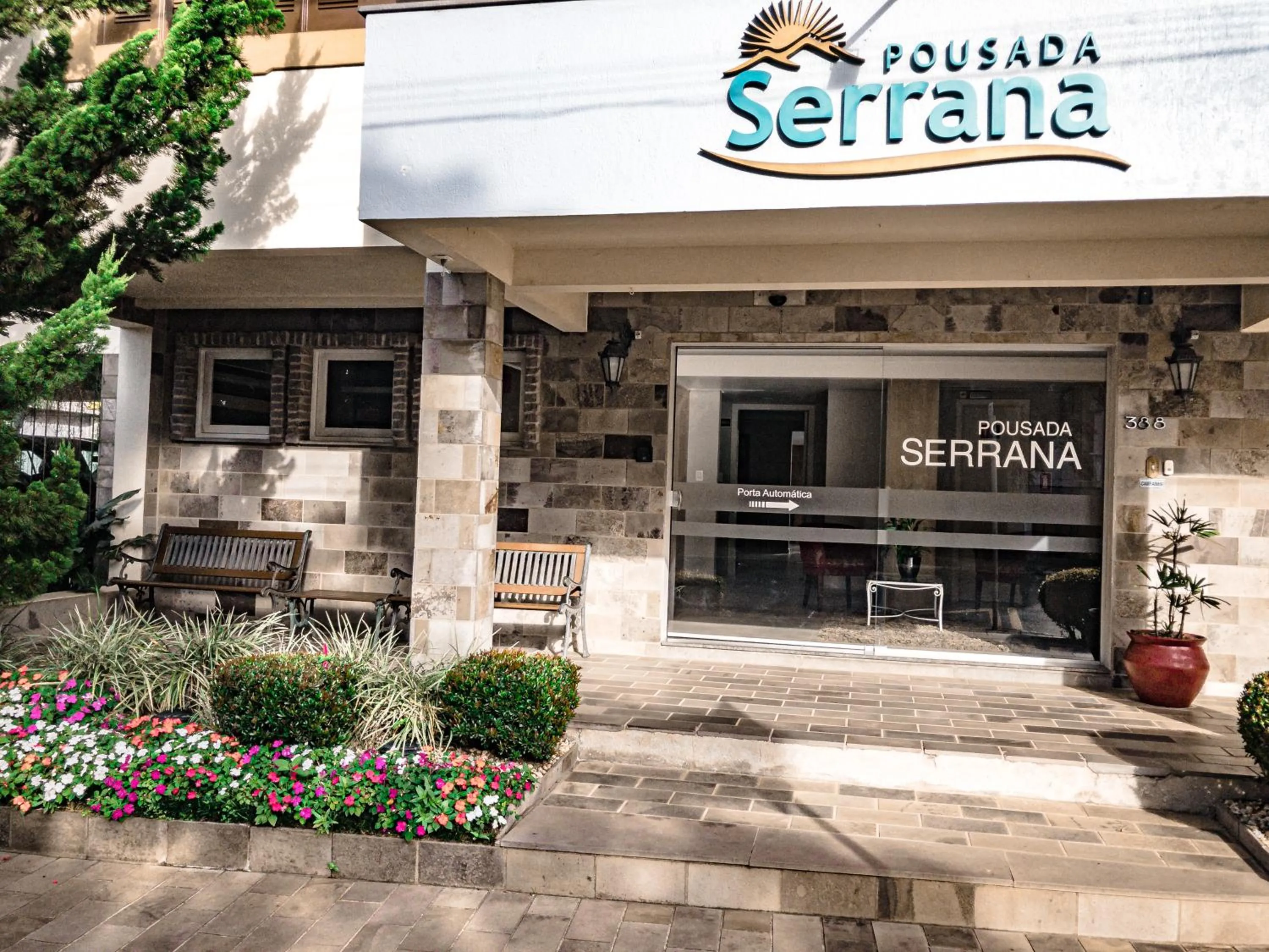 Facade/entrance in Pousada Serrana