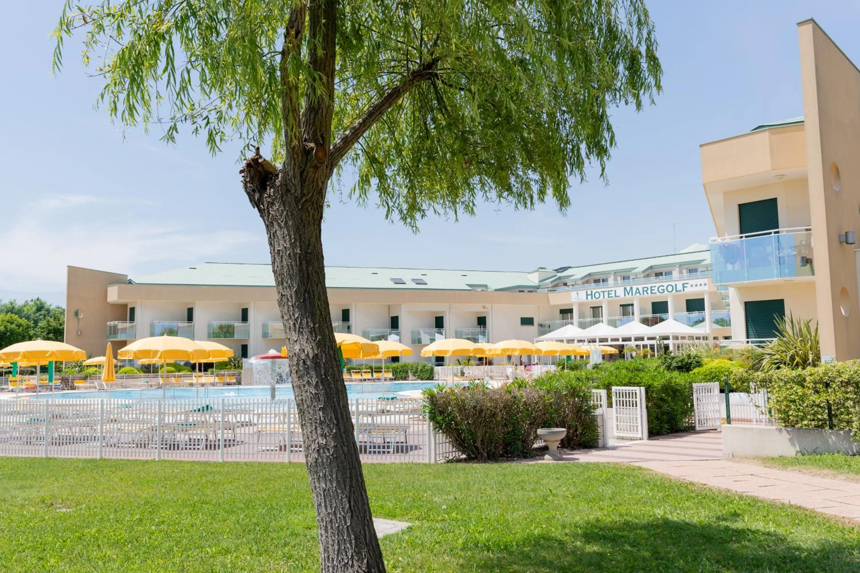 Garden in Hotel Maregolf