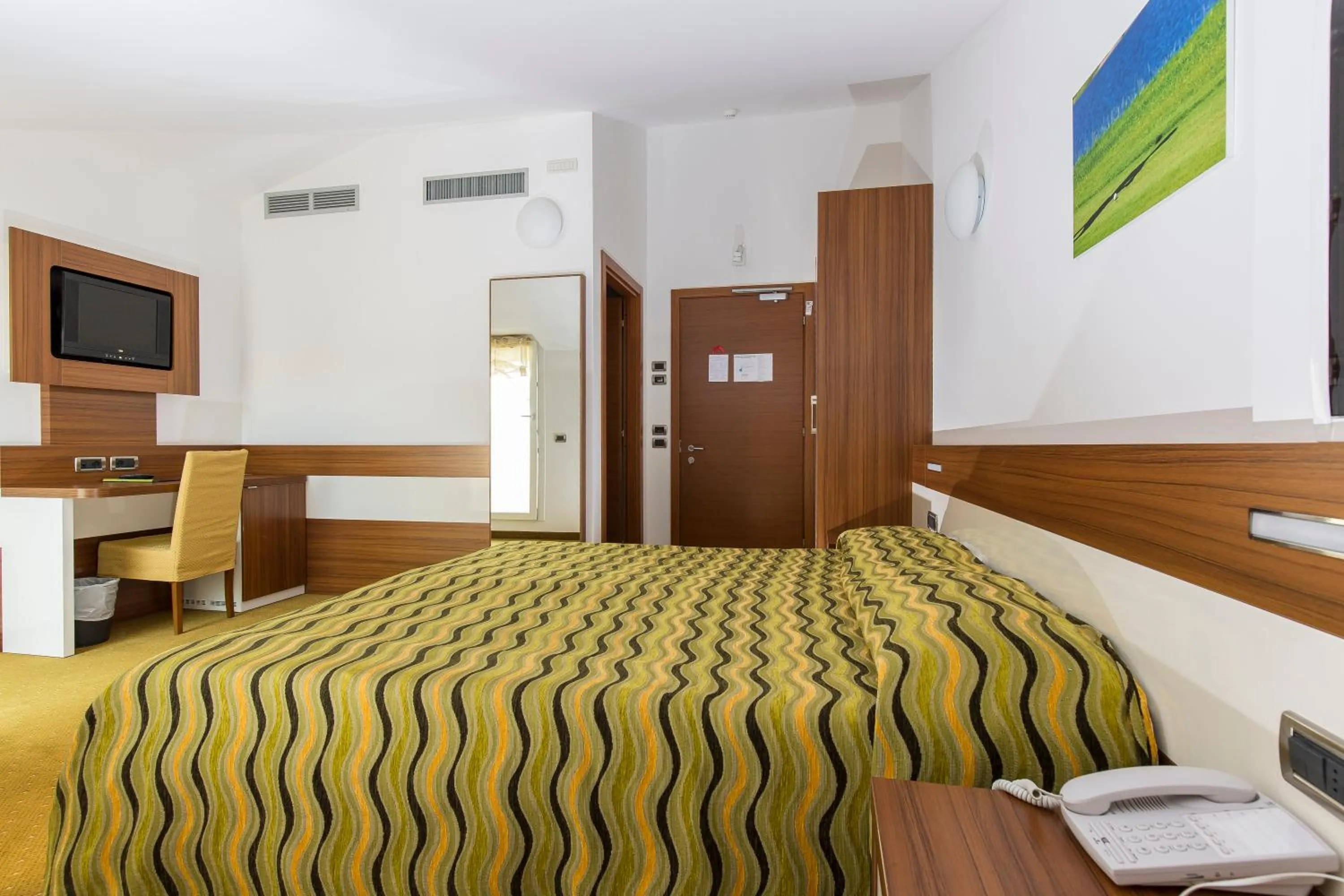 Bed in Hotel Maregolf