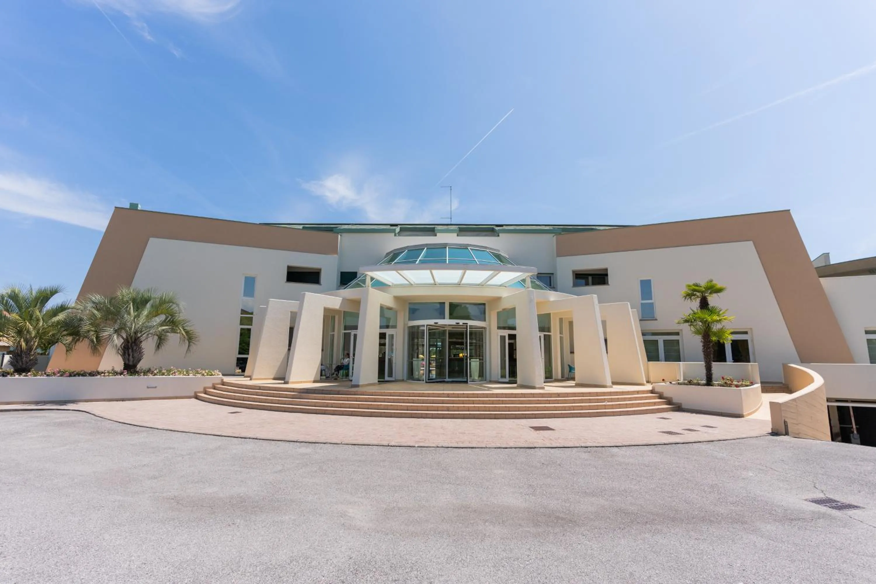 Property building in Hotel Maregolf