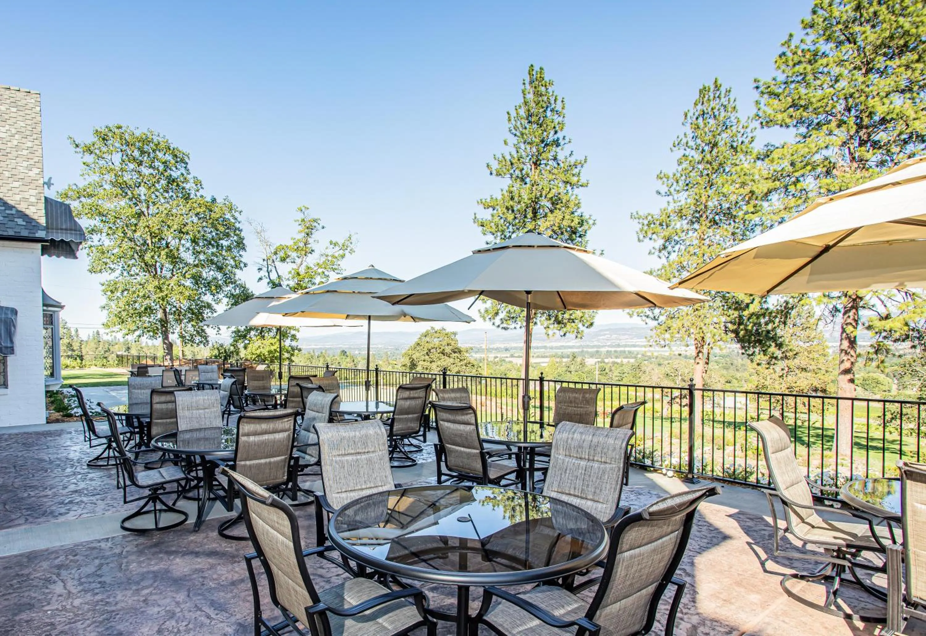 Area and facilities in Hummingbird Estate