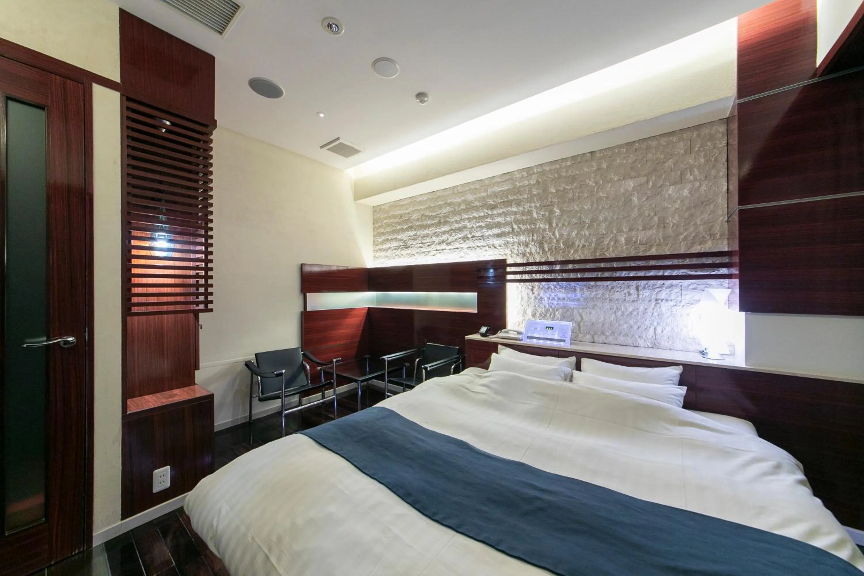 Bedroom, Bed in HOTEL APERTO (Adult Only)
