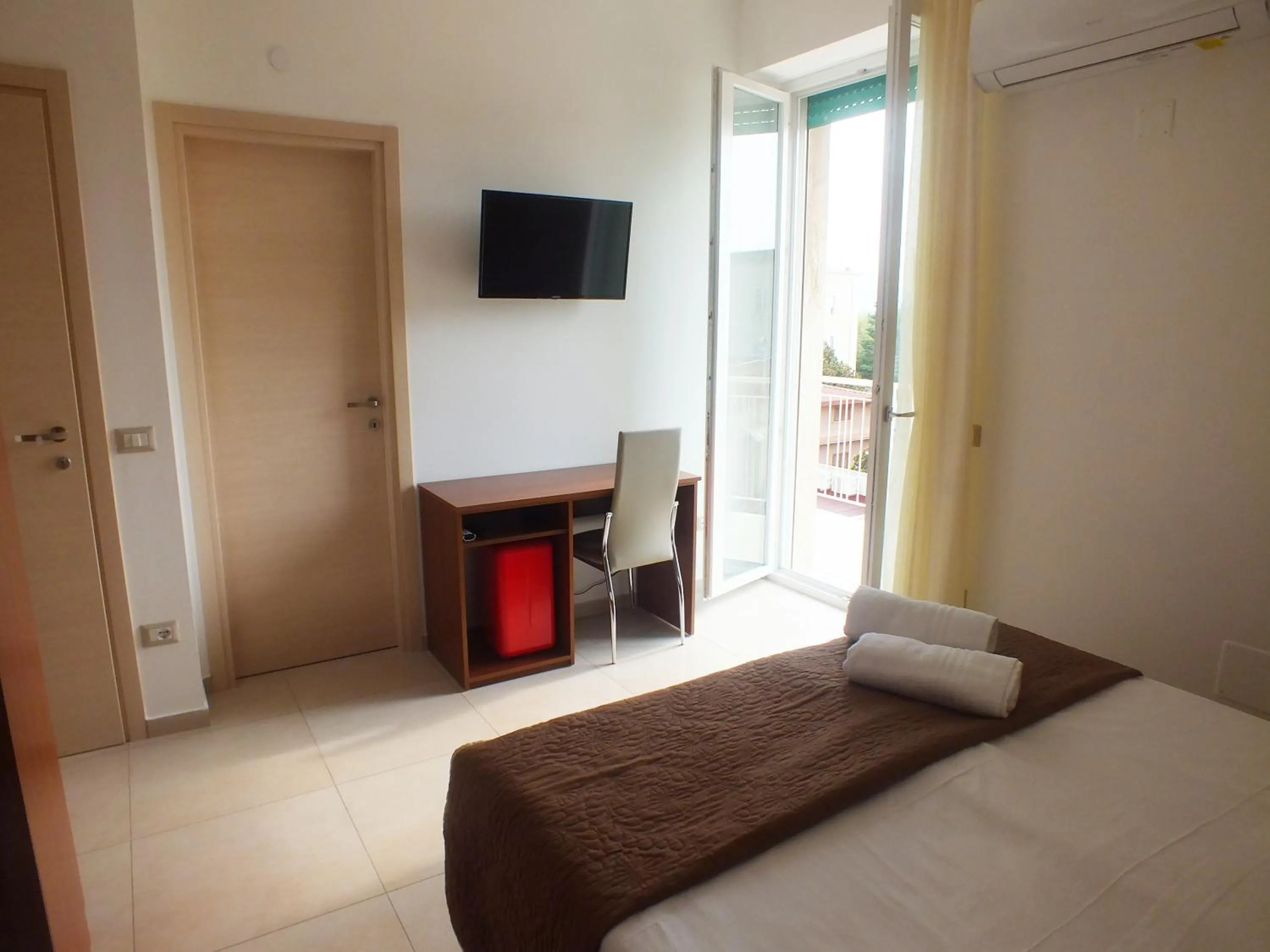 Bedroom, Bed in VITRUVIO home