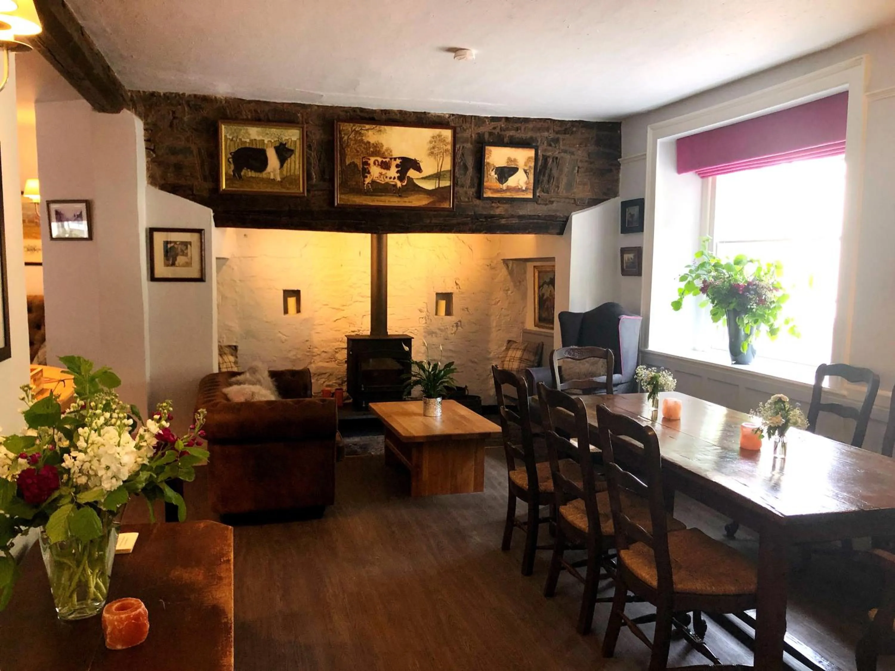 Restaurant/places to eat in The Red Lion Hotel