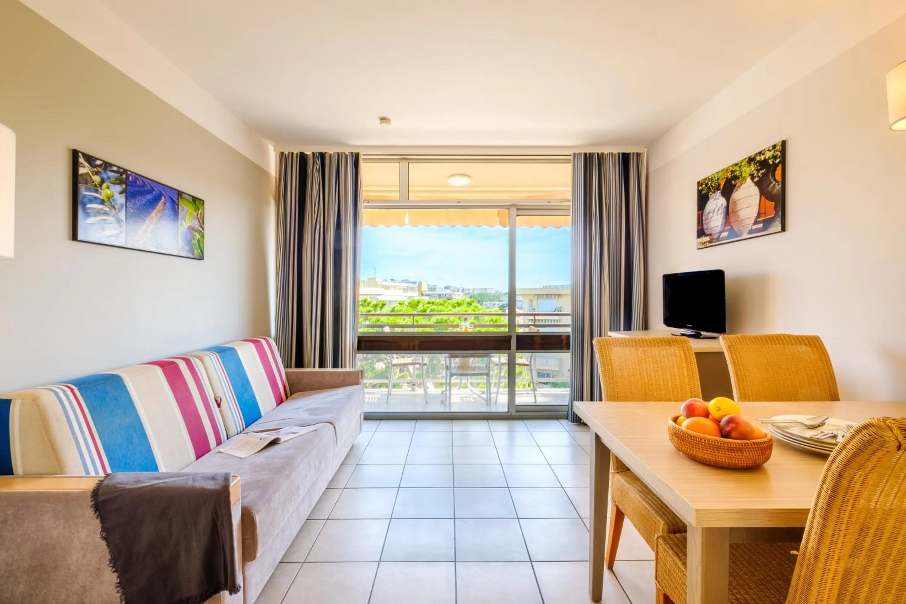 Patio in Résidence Pierre & Vacances Heliotel Marine