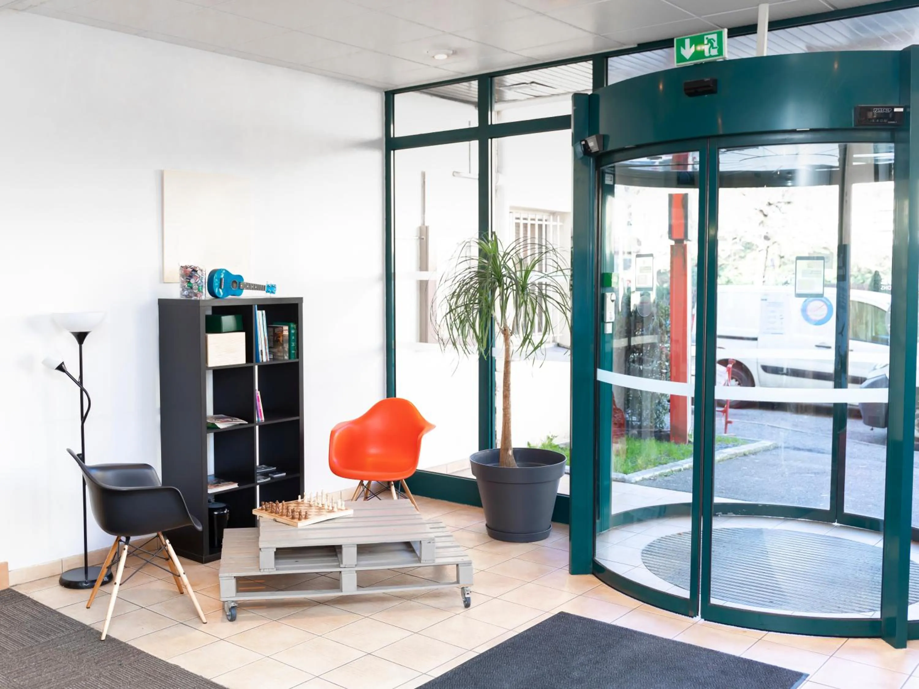 Lobby or reception in ibis Metz Centre Cathedrale