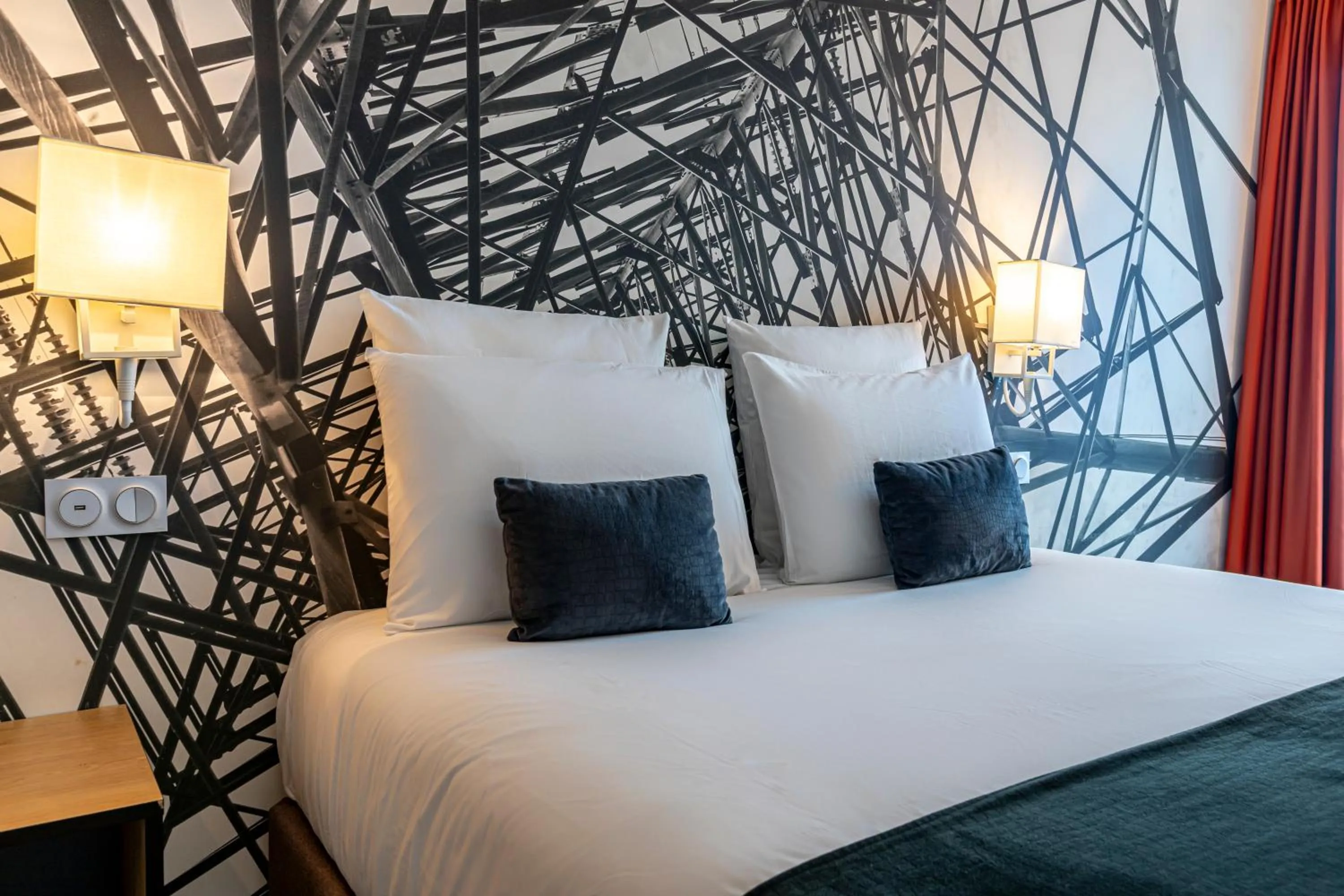 Bedroom, Bed in Mercure Paris Malakoff Parc des Expositions