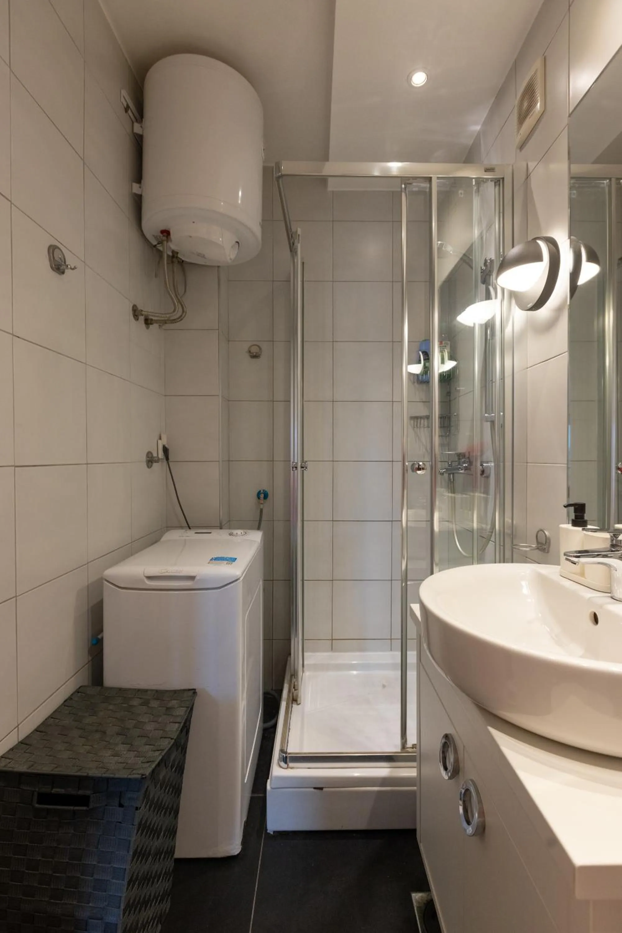 Shower in Central Park Apartments