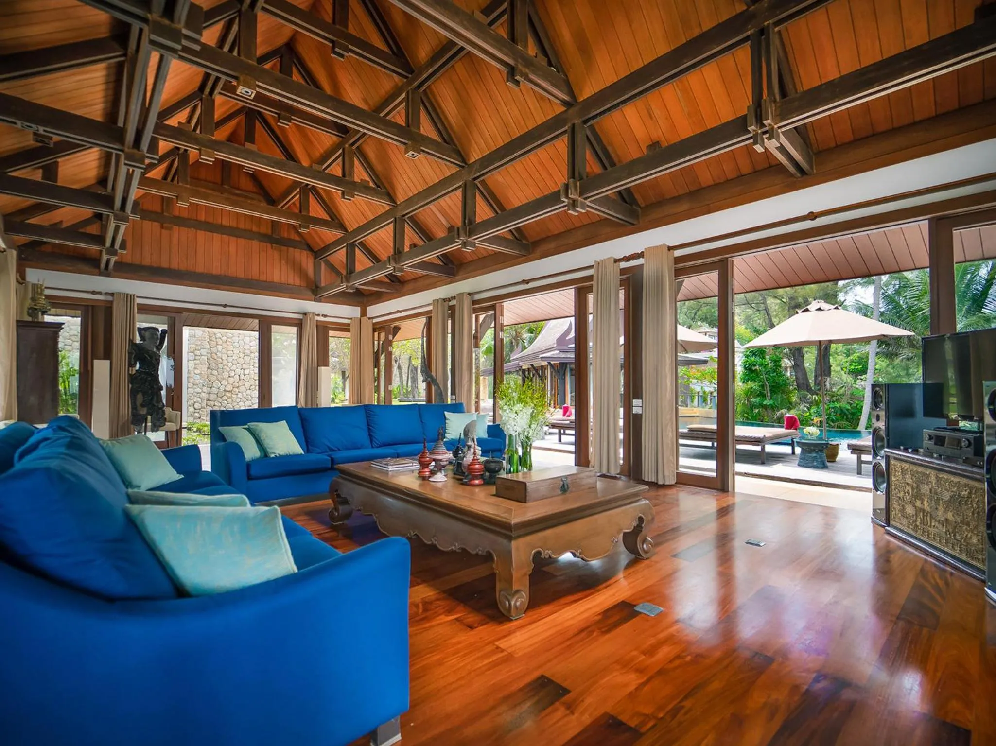 Communal lounge/ TV room in Villa Chada