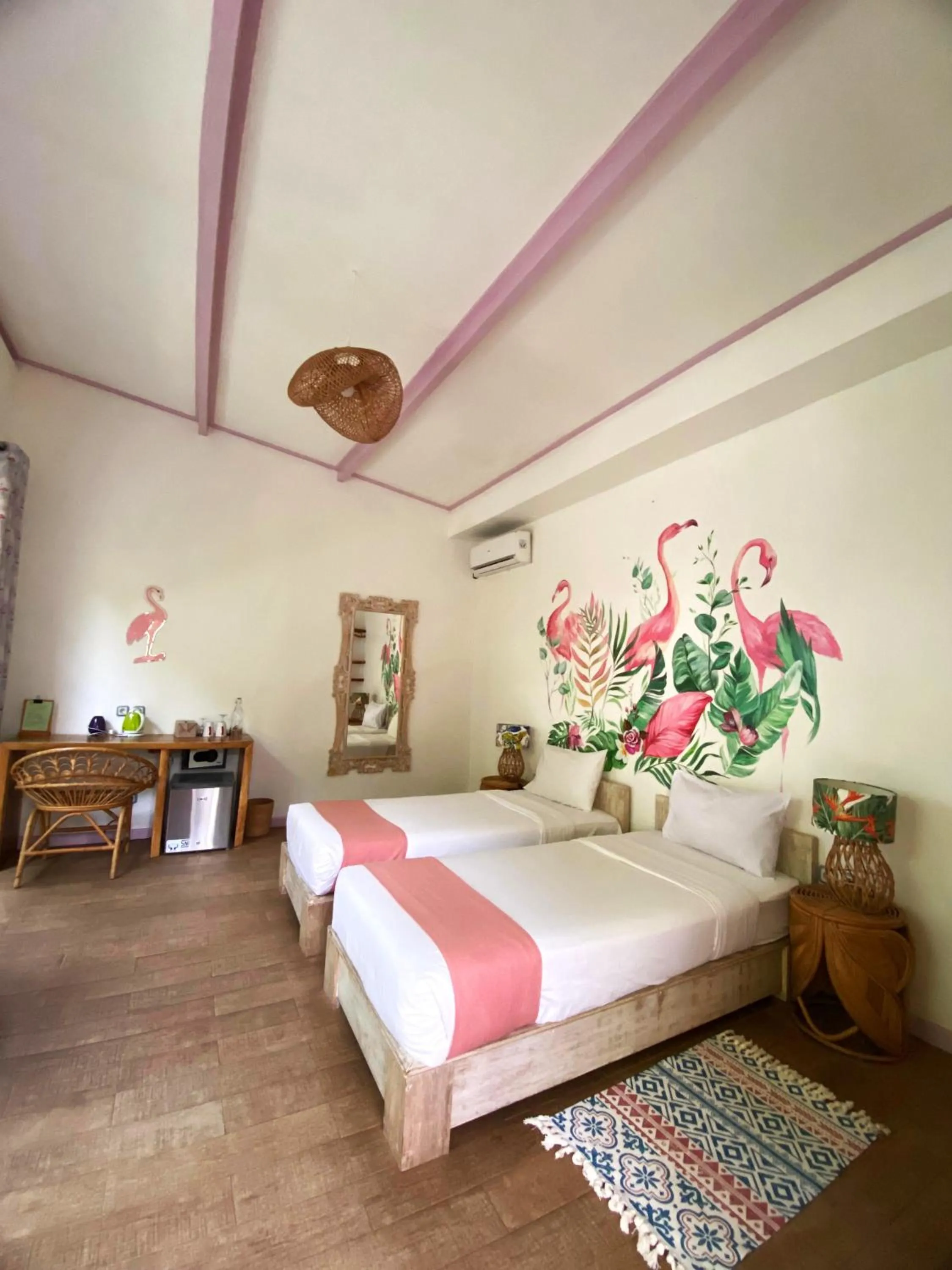 Property building, Bed in Flamingo