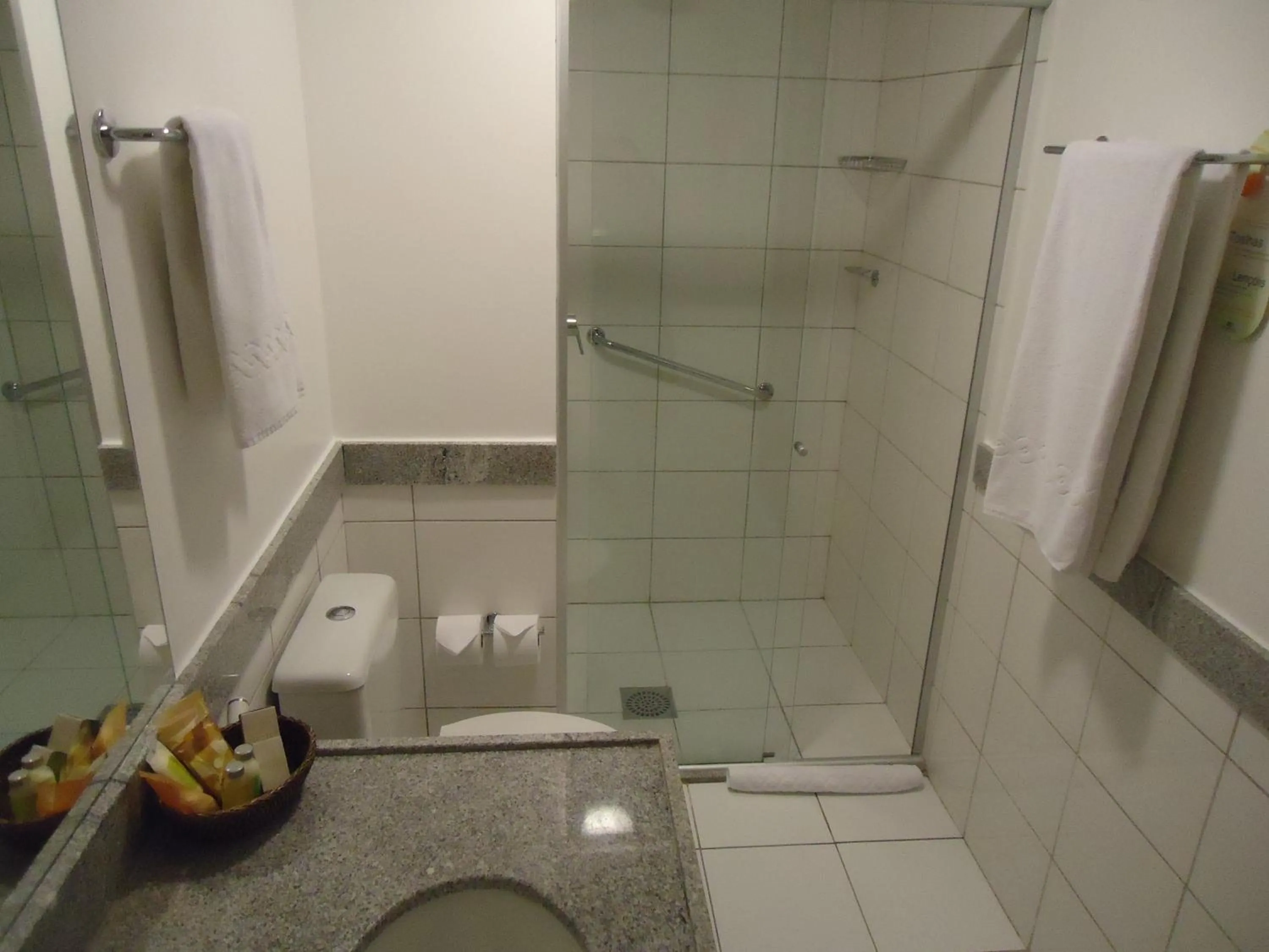Bathroom in Nobile Suites Del Rio - Petrolina