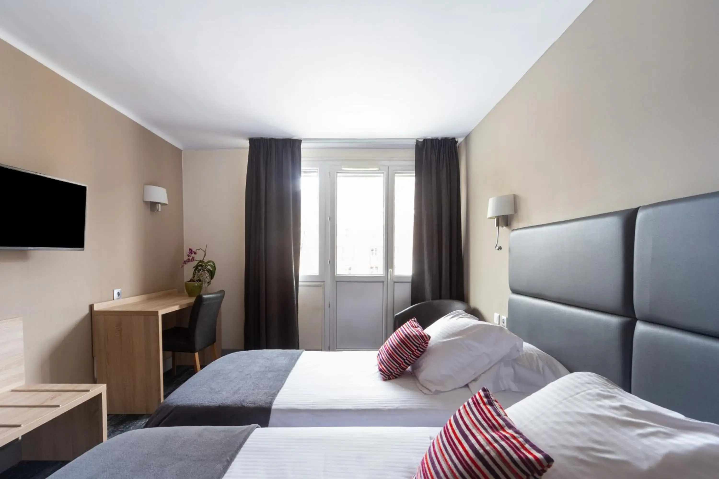 Standard Twin Room in Hotel Vauban Briançon Serre Chevalier Standard Twin Room in Hotel Vauban Briançon Serre Chevalier