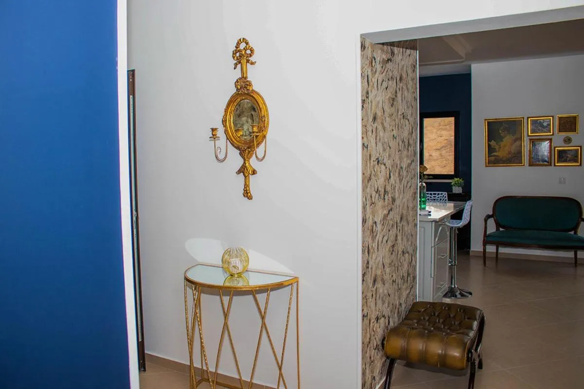 Decorative detail in Aparthotel Palace