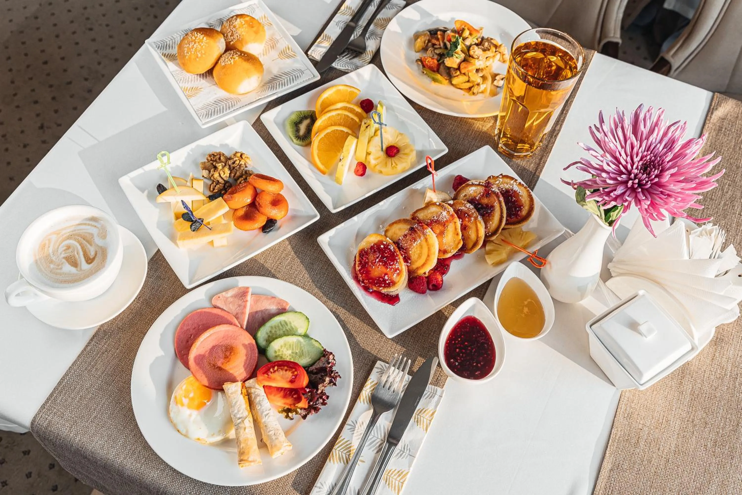 Breakfast in Grand Fergana Hotel