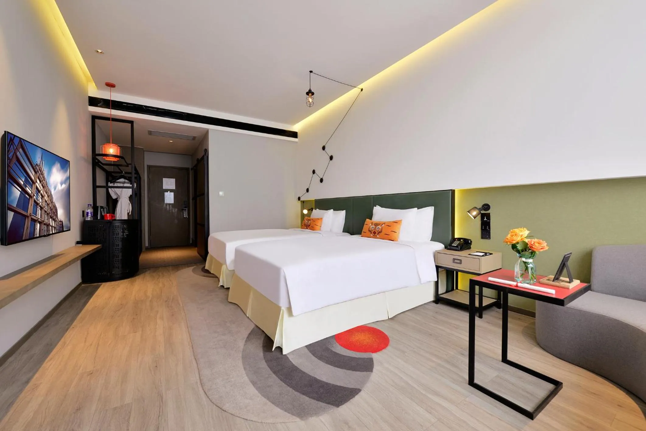 Bed in Jinmao Hotel Xi'an Downtown ( Bell & Drum Tower)