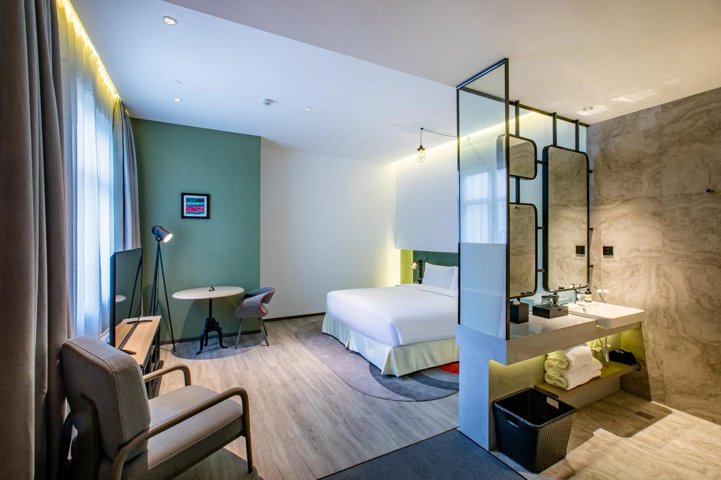 Bed in Jinmao Hotel Xi'an Downtown ( Bell & Drum Tower)