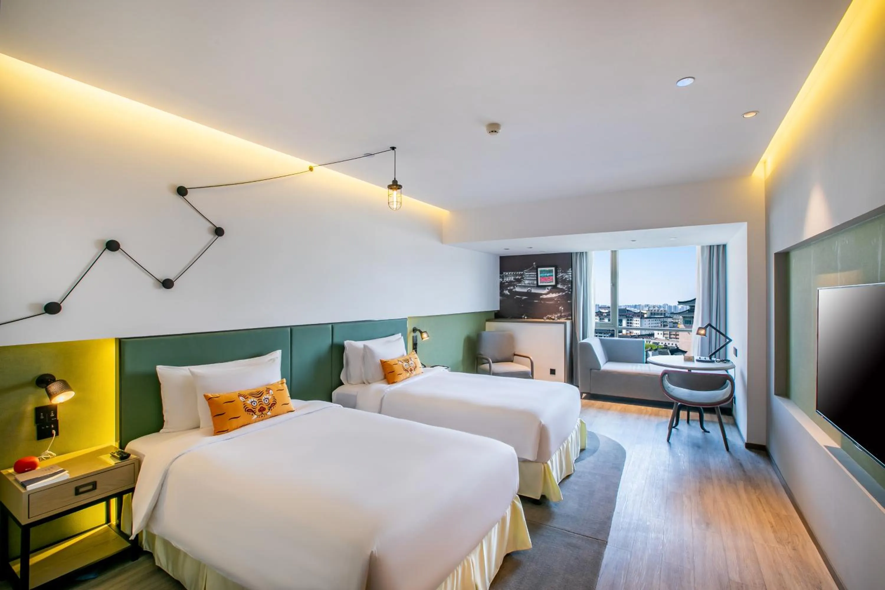 Bed in Jinmao Hotel Xi'an Downtown ( Bell & Drum Tower)