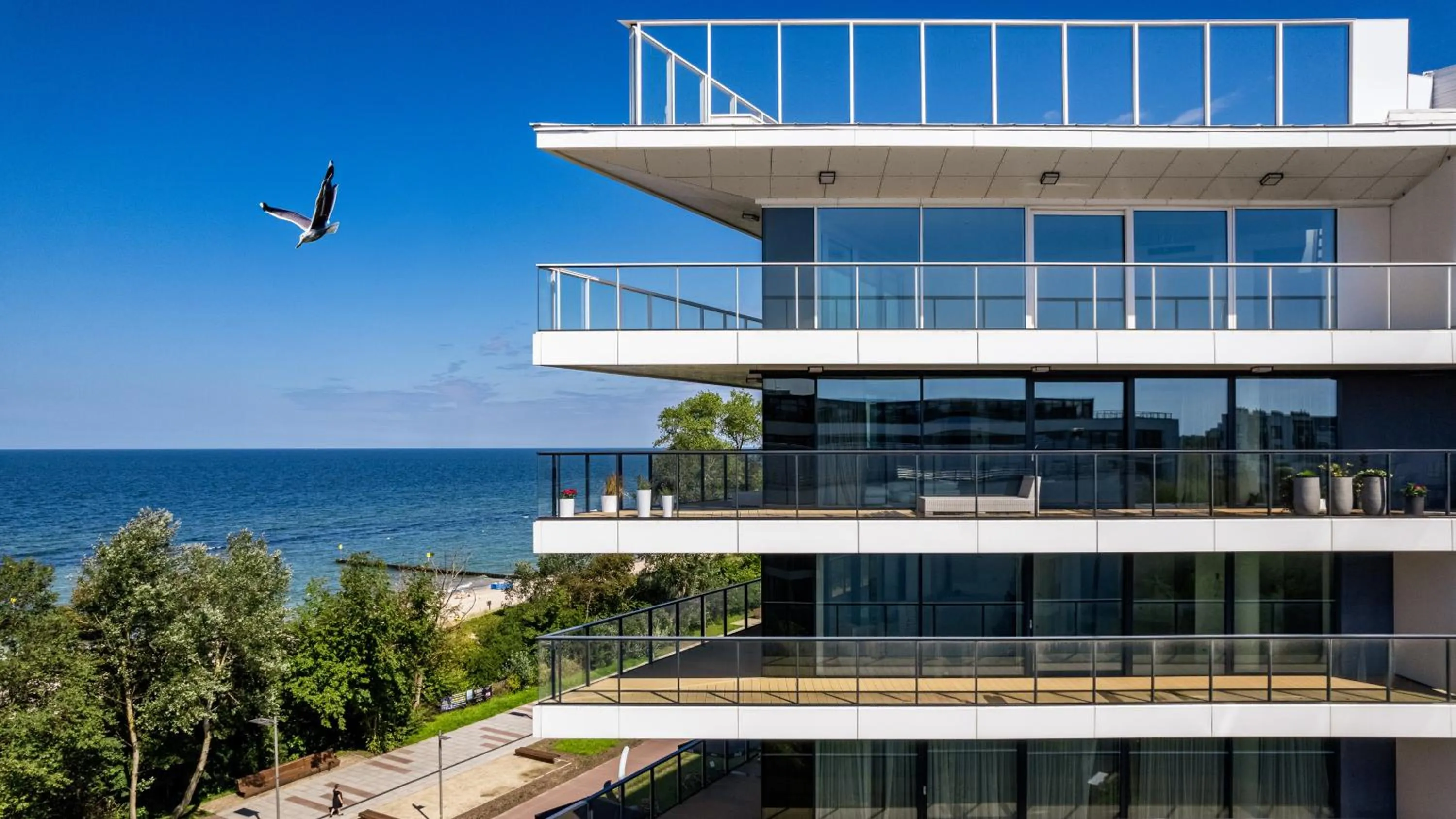 Property building in Seaside Kołobrzeg, Sun & Snow