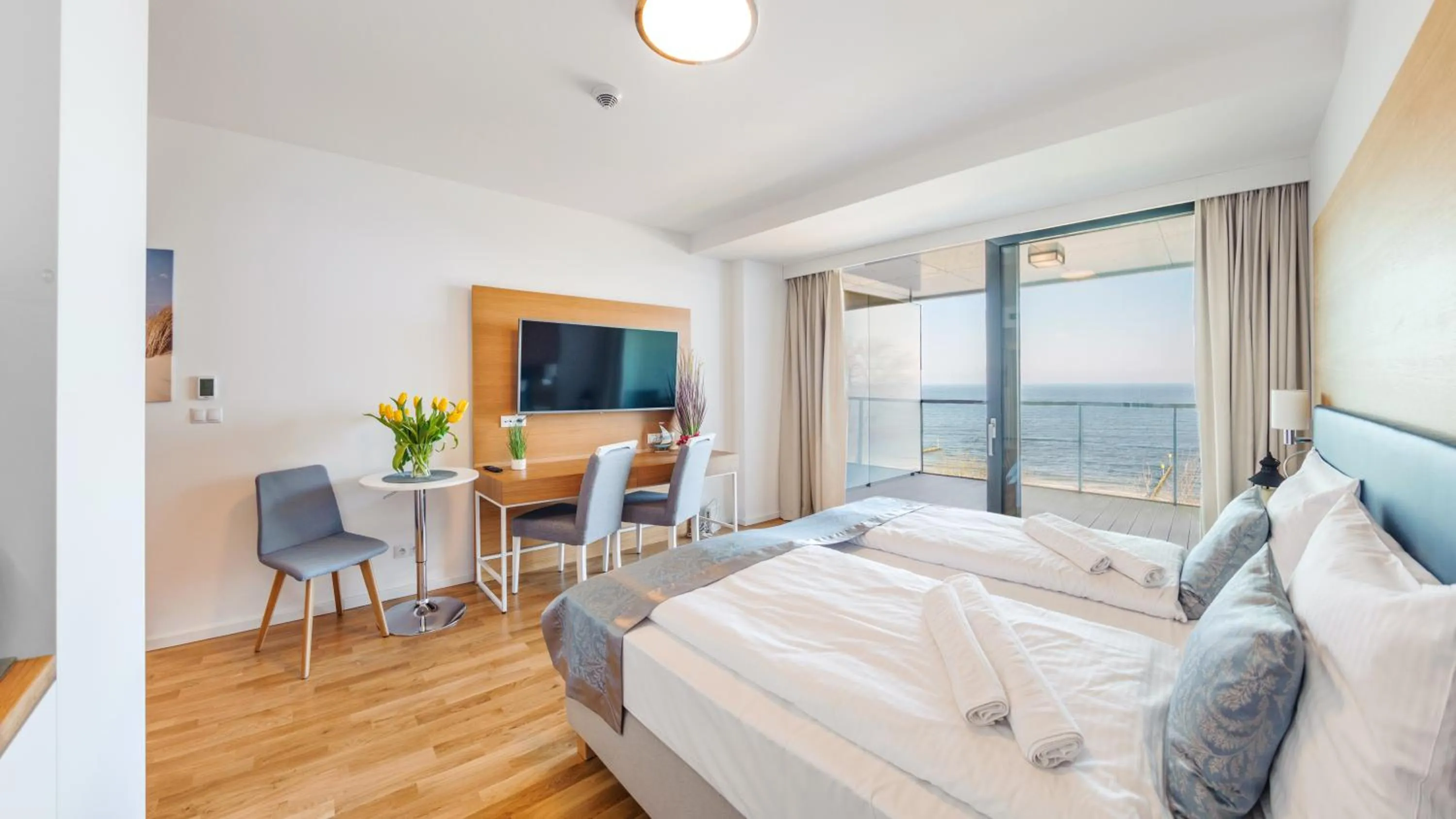 Bed in Seaside Kołobrzeg, Sun & Snow